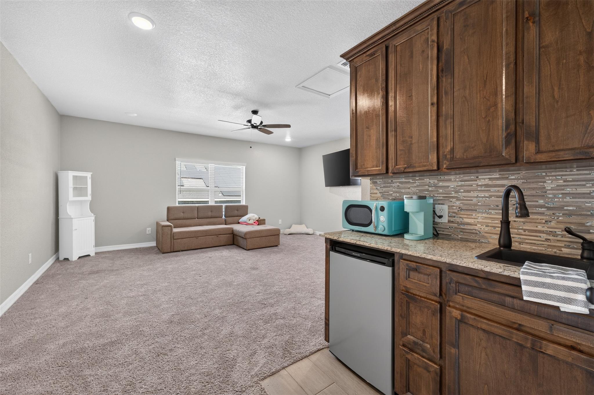 8502 Dorset Dr Property Photo 20