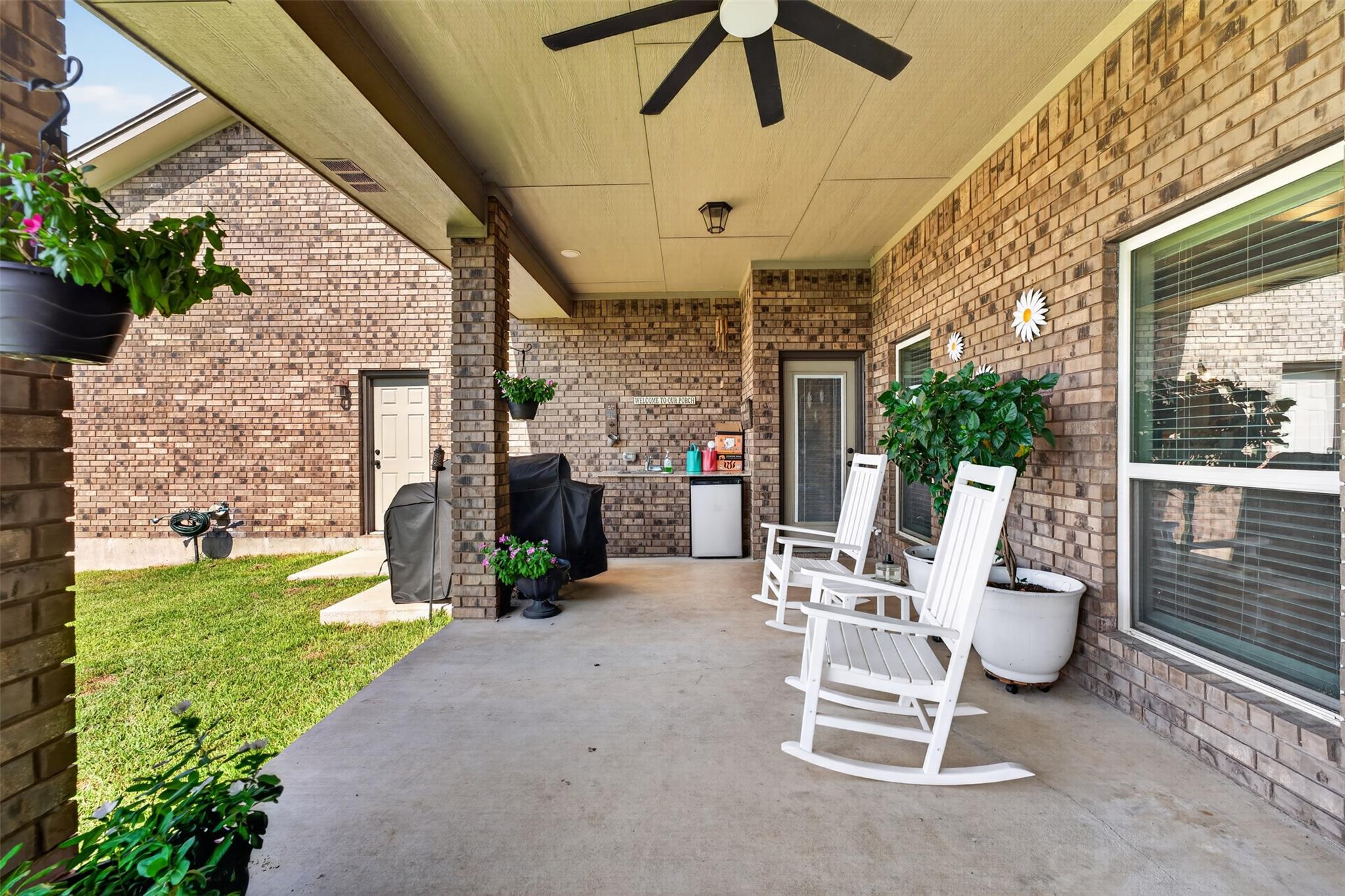 8502 Dorset Dr Property Photo 34