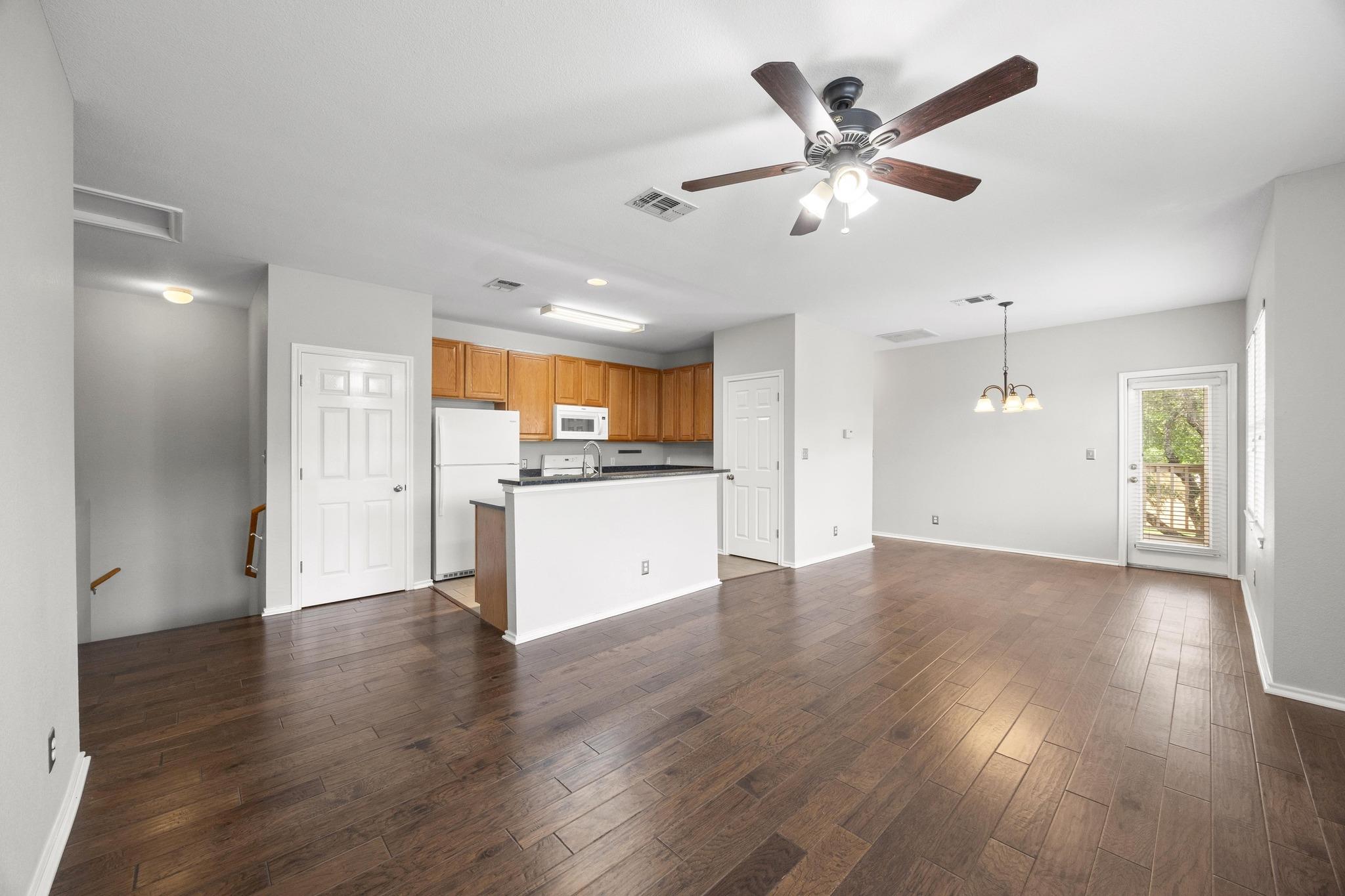 7501 Shadowridge Run #102 Property Photo 7