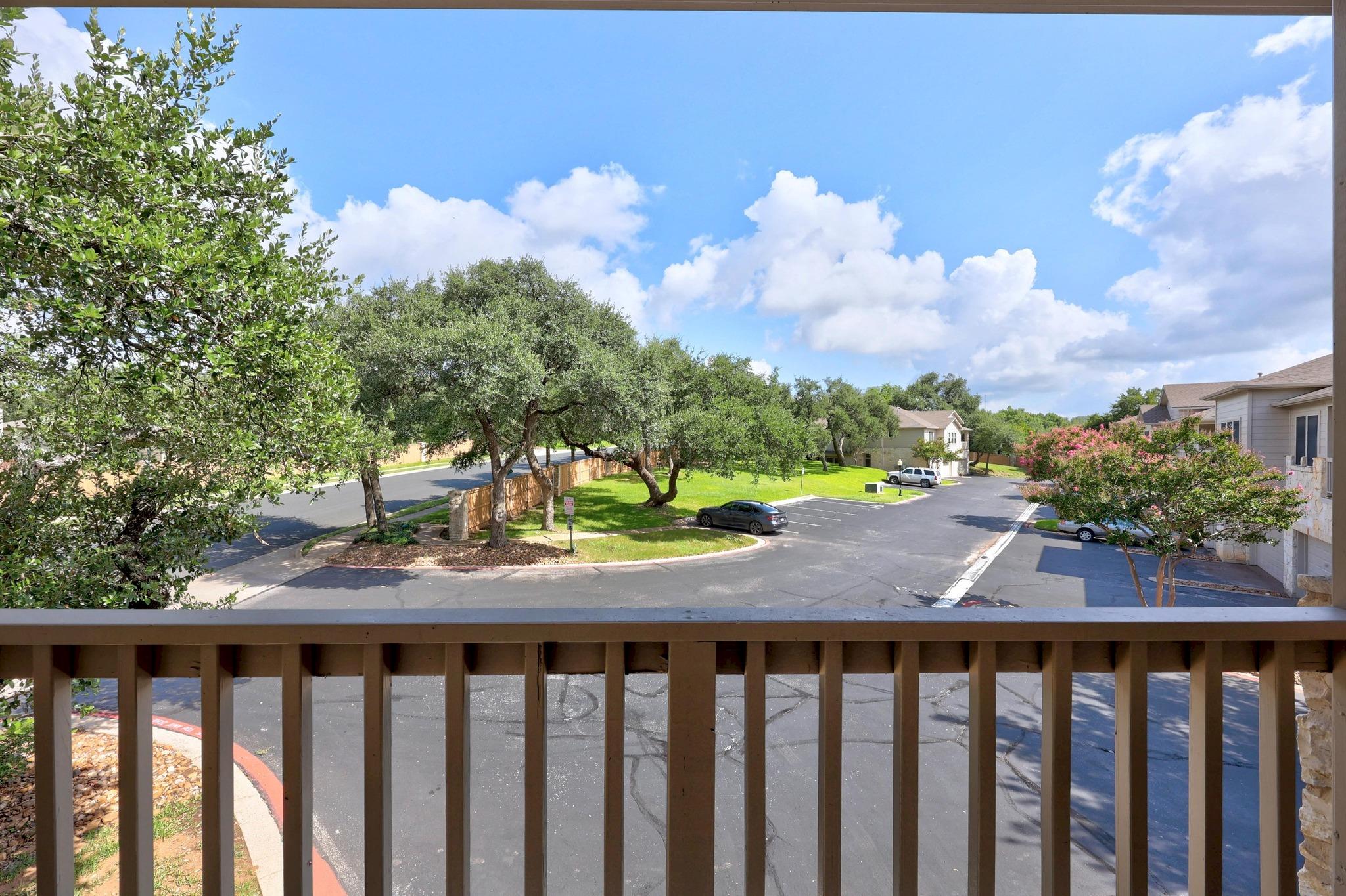 7501 Shadowridge Run #102 Property Photo 17