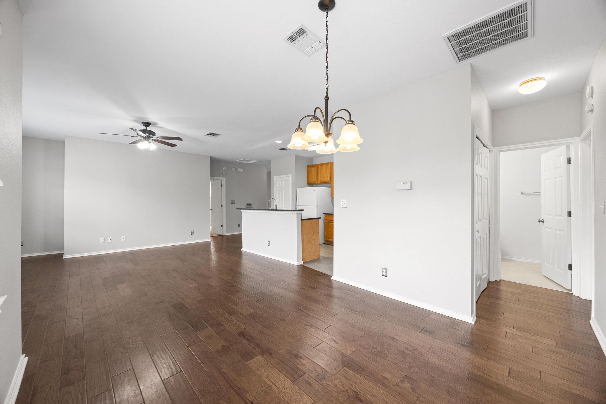 7501 Shadowridge Run #102 Property Photo 23