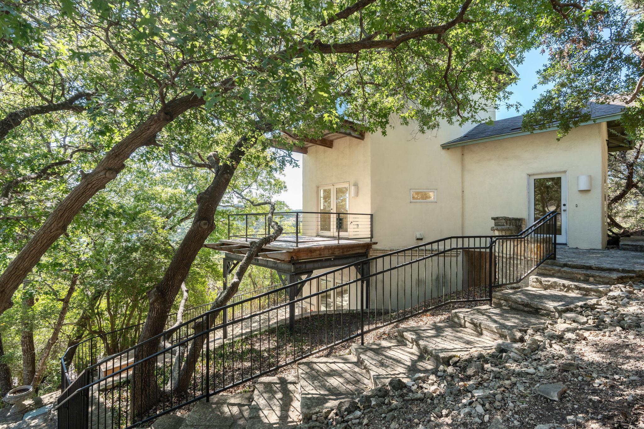 5310 Scenic View Dr Property Photo 3