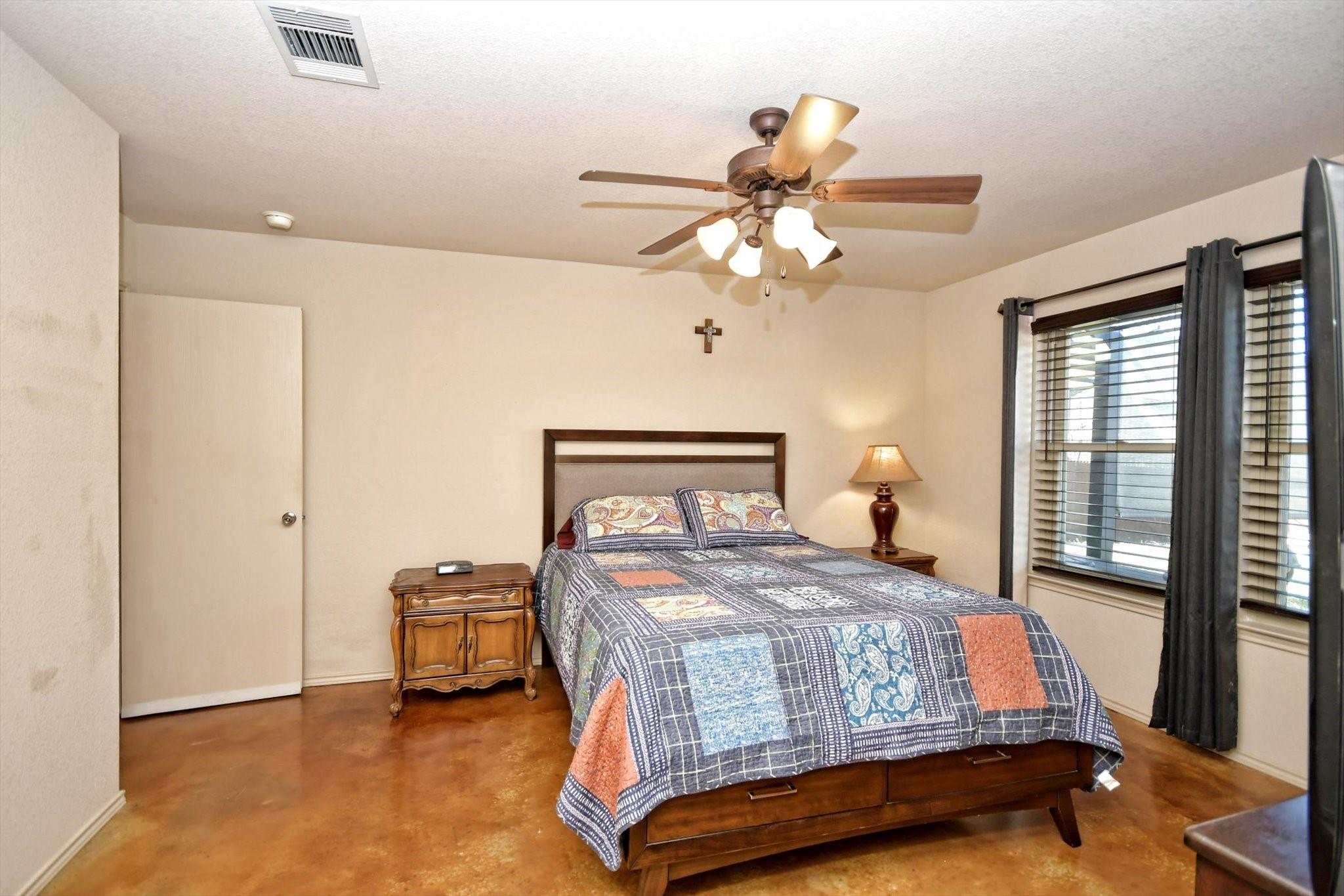 512 Red Tails Dr Property Photo 11