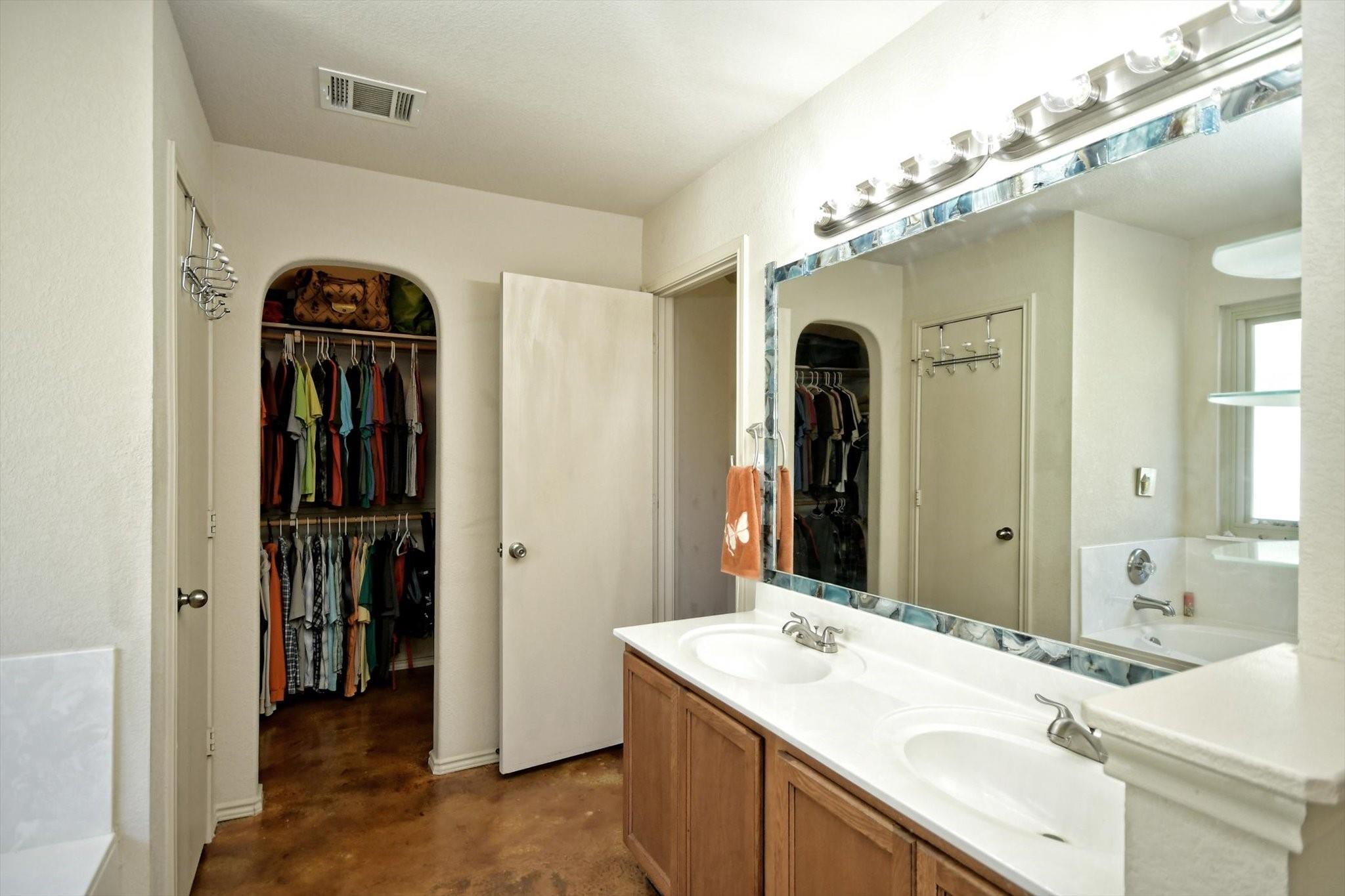 512 Red Tails Dr Property Photo 15