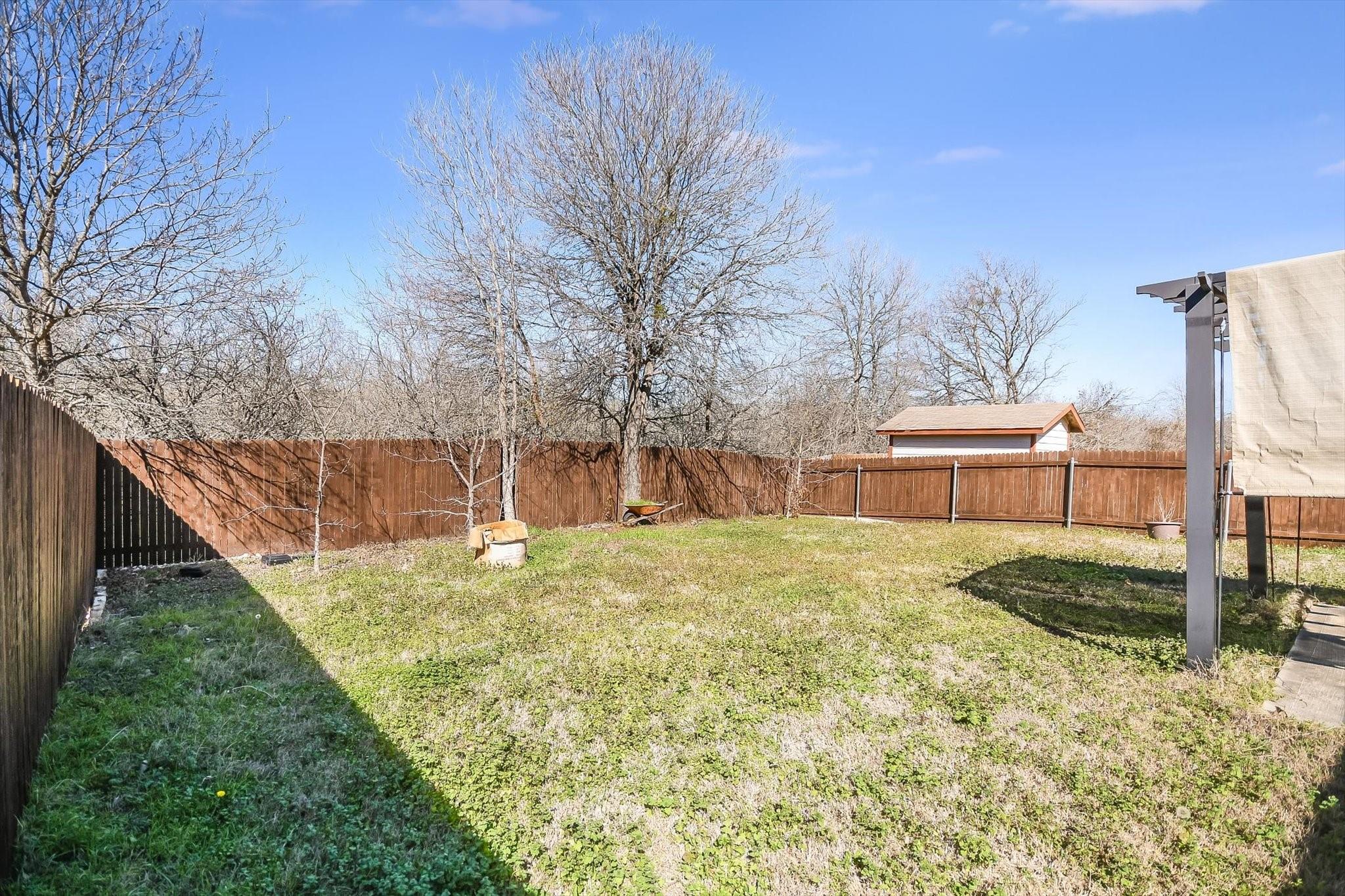 512 Red Tails Dr Property Photo 22