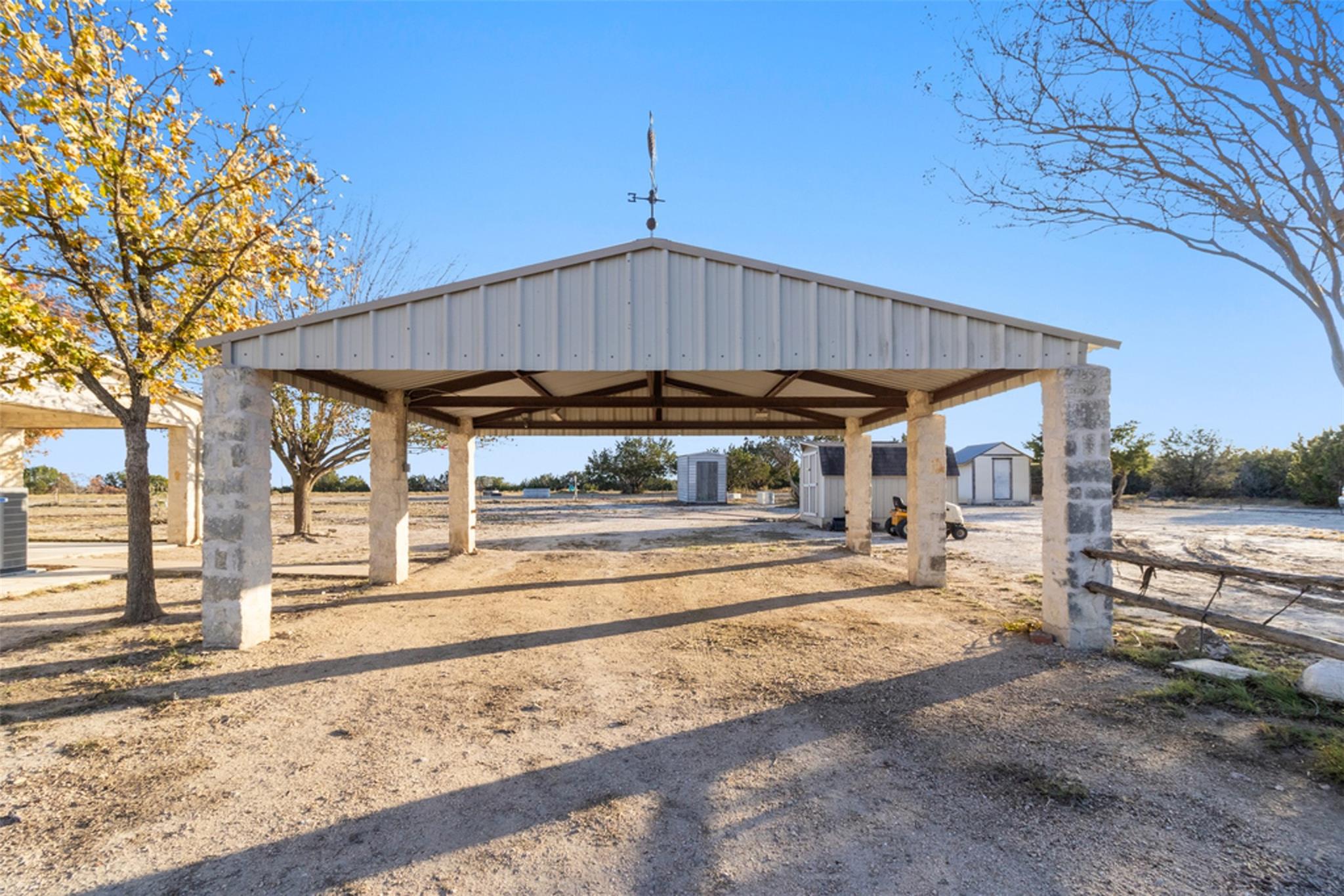 17999 Fm 963 Property Photo 20