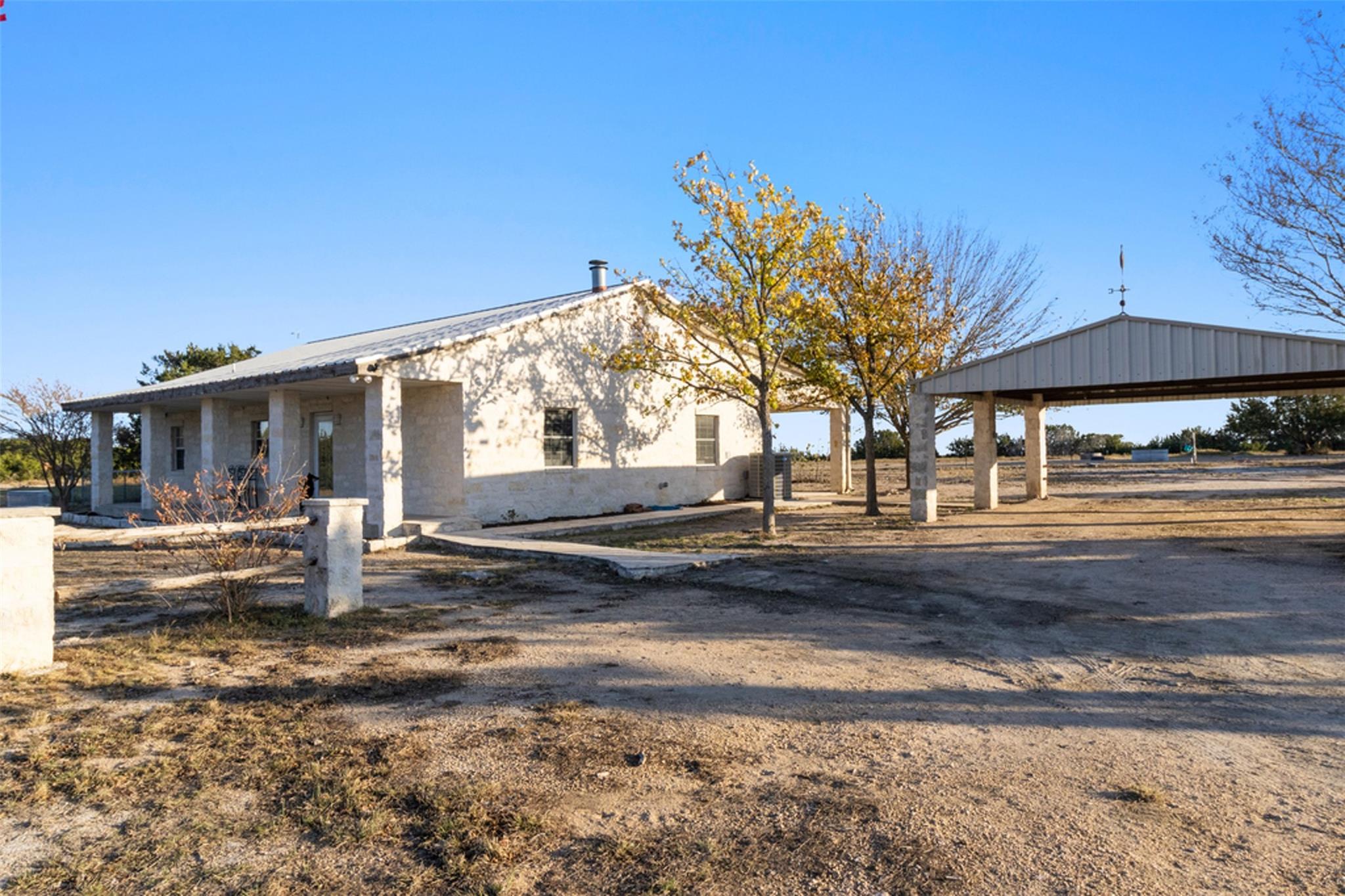 17999 Fm 963 Property Photo 22