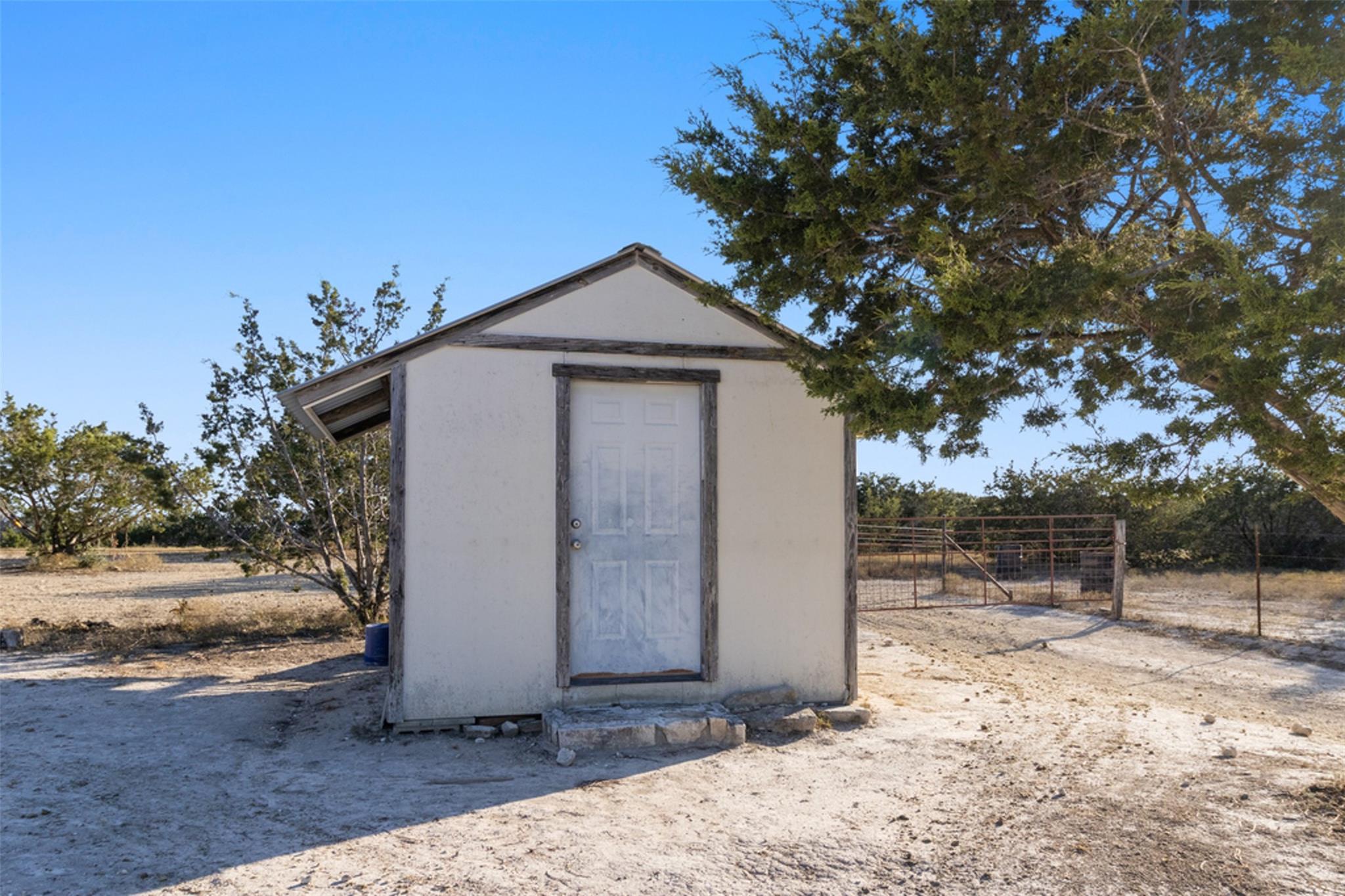 17999 Fm 963 Property Photo 26