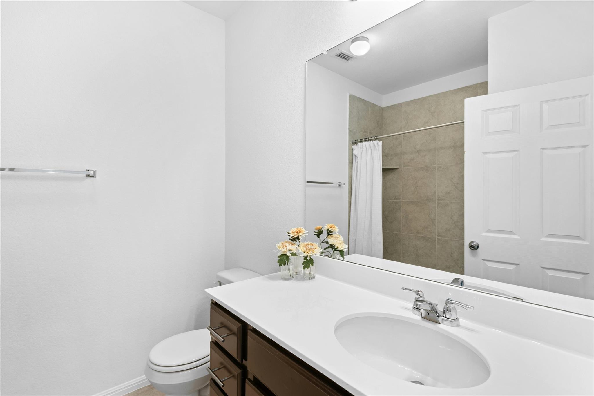 10813 Sentinel Dr Property Photo 18