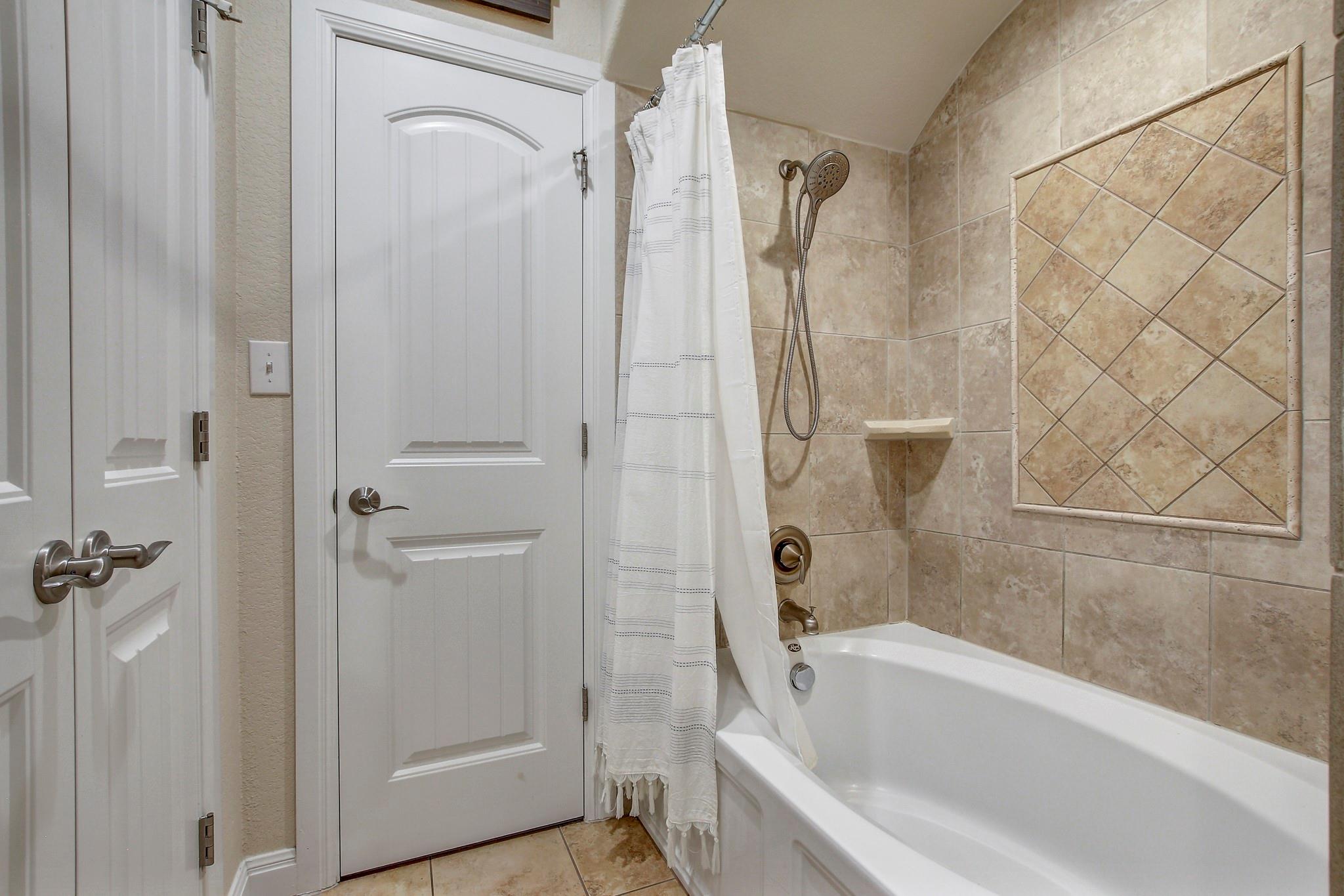 6708 Menchaca Rd 5 Property Photo 18