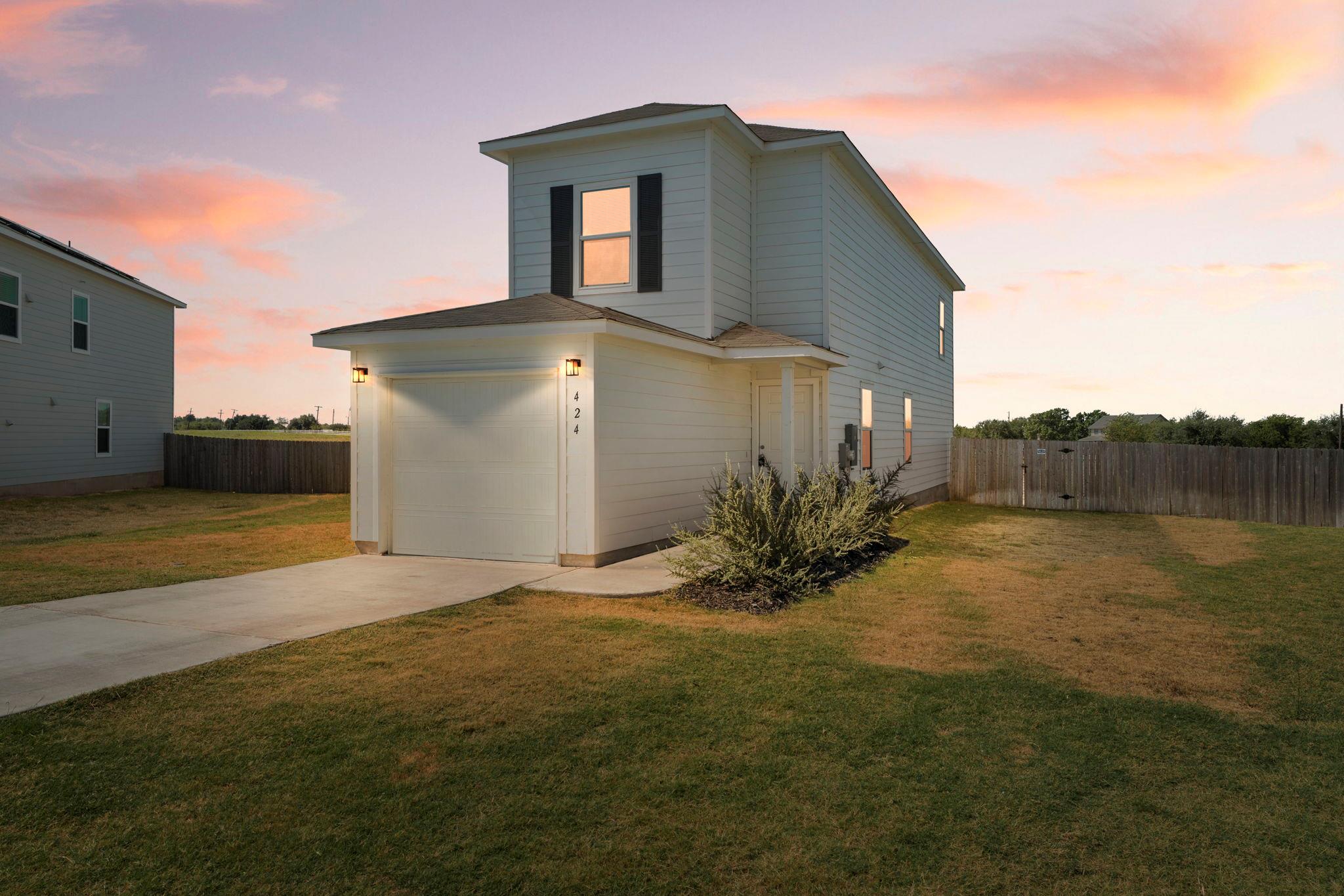 424 Marty Allen Loop