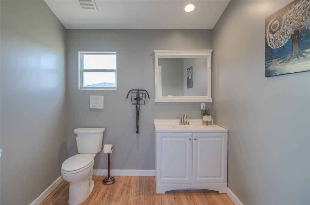 2324 E Fm 150 B Property Photo 6