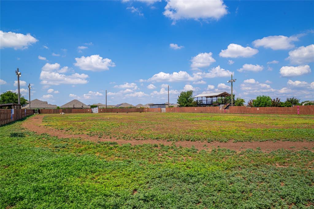2324 E Fm 150 B Property Photo 31