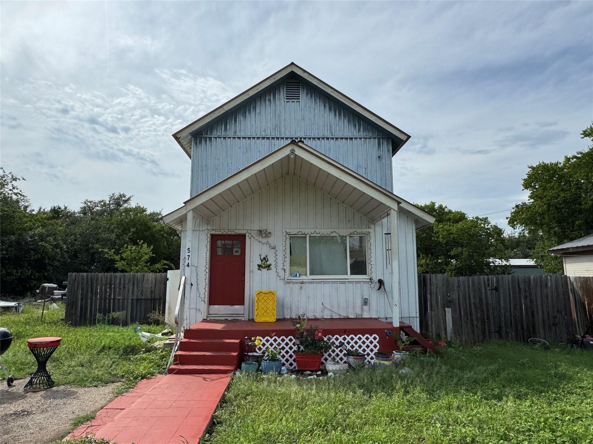 574 Eastern Ave Property Photo 1