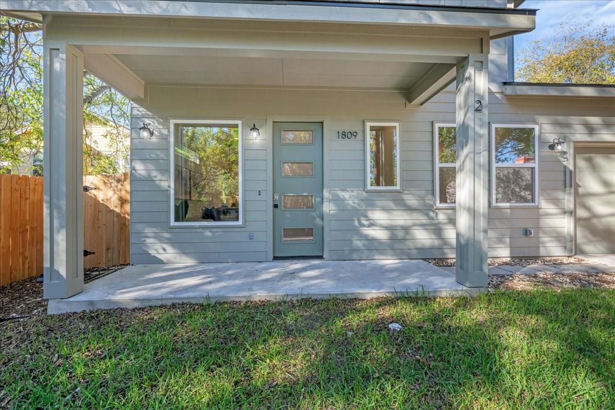 1809 Maple Ave 2 Property Photo 2