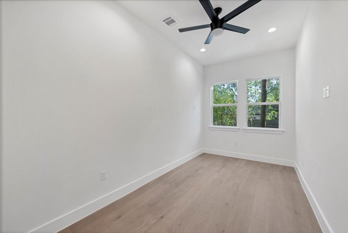 1809 Maple Ave 2 Property Photo 13