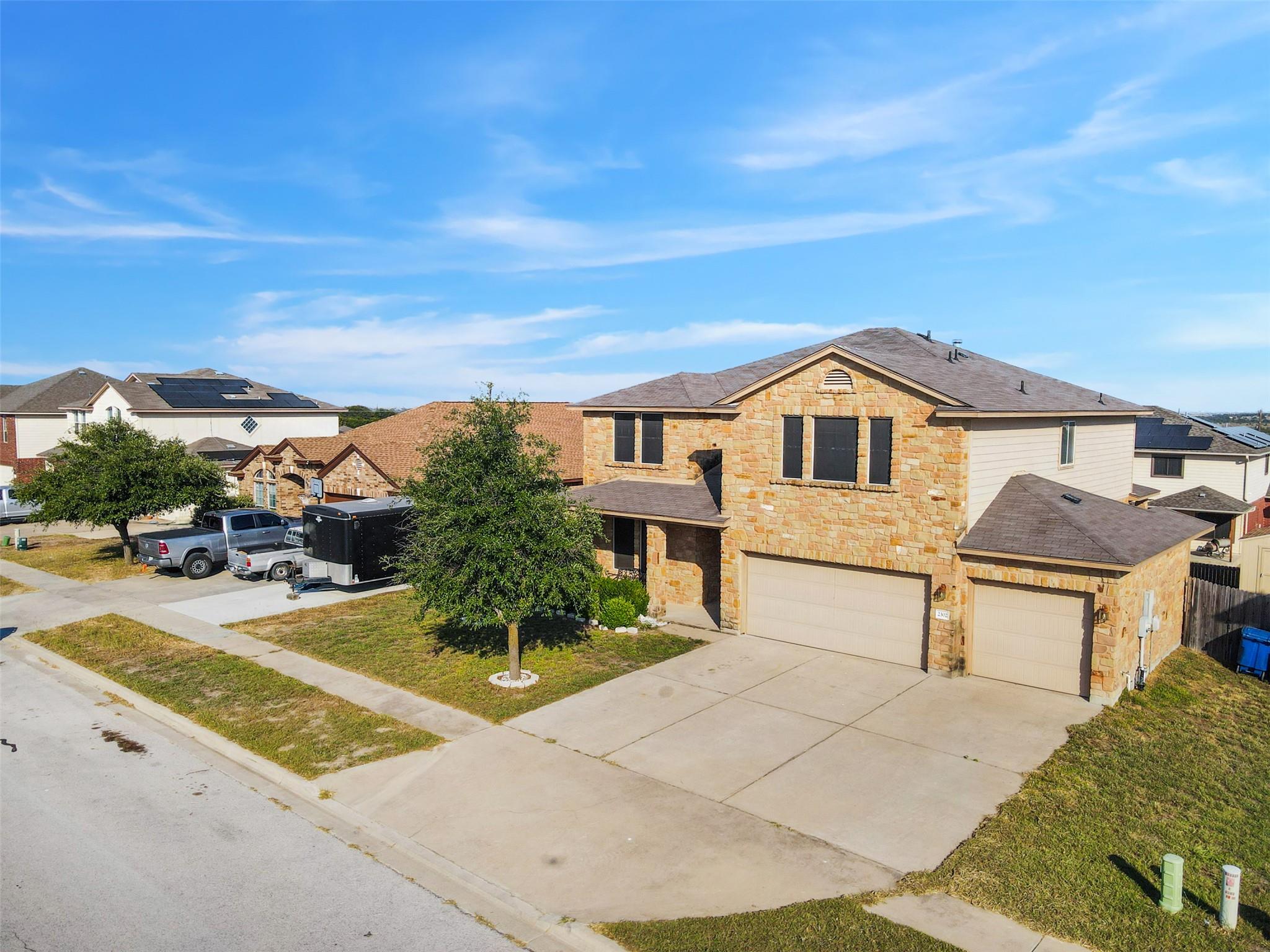 2302 Ryan Dr Property Photo