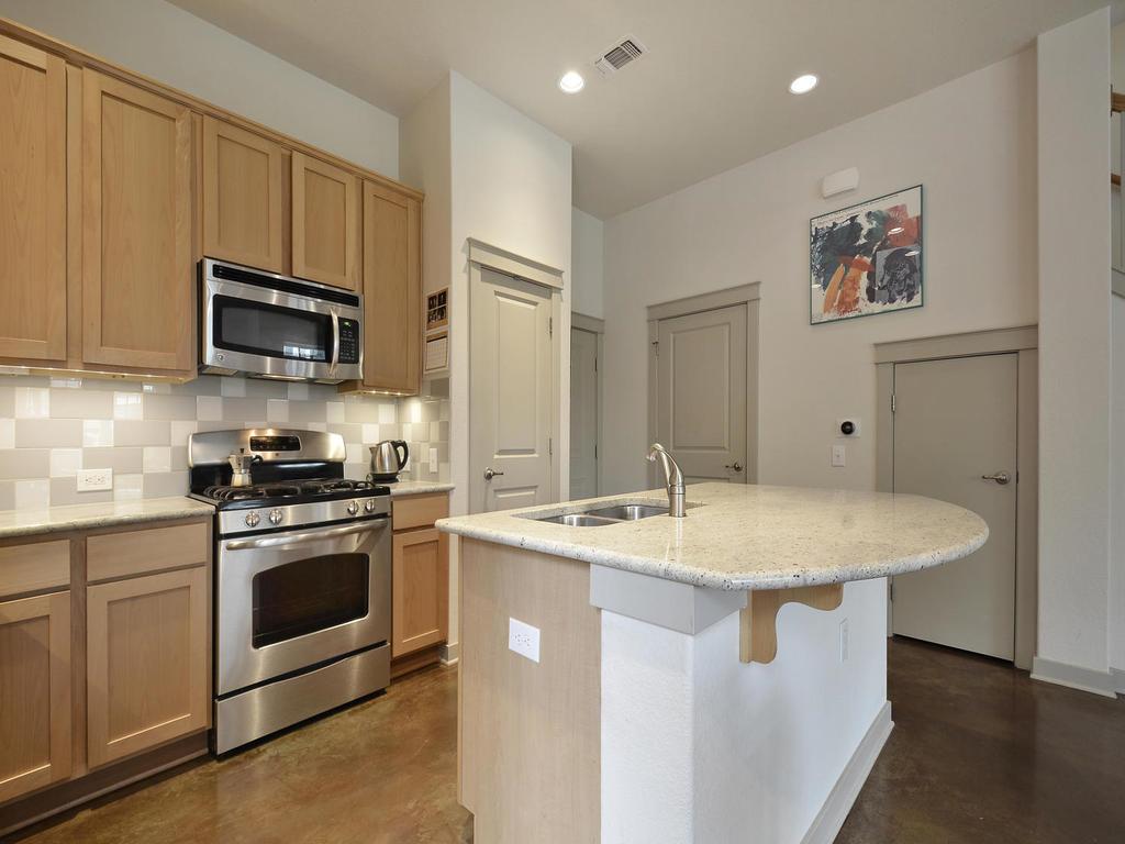 3900 Threadgill St #32 Property Photo 14