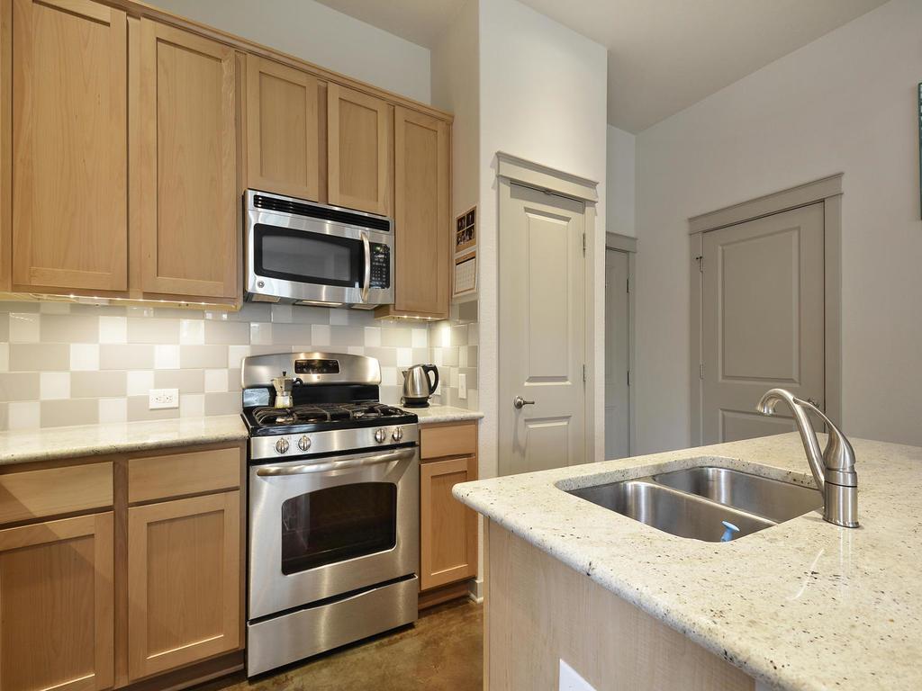 3900 Threadgill St #32 Property Photo 17