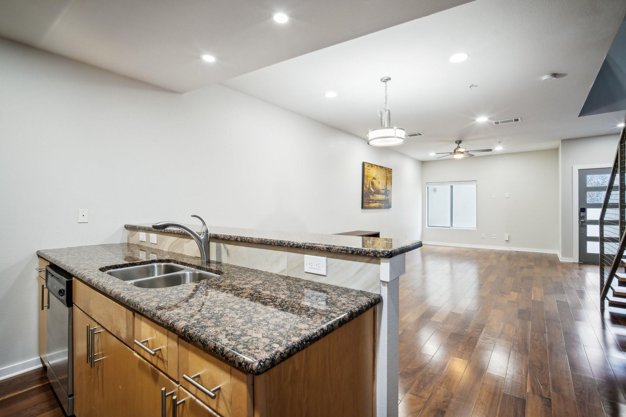 503 Swanee Dr #19 Property Photo 7