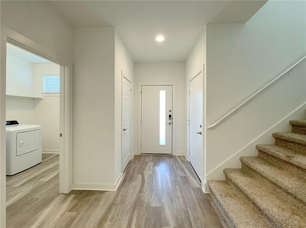 2316 Clemence Ln Property Photo 5