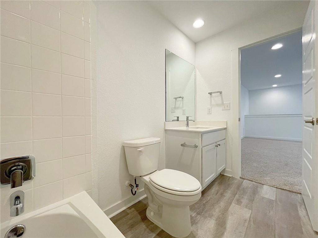 2316 Clemence Ln Property Photo 27
