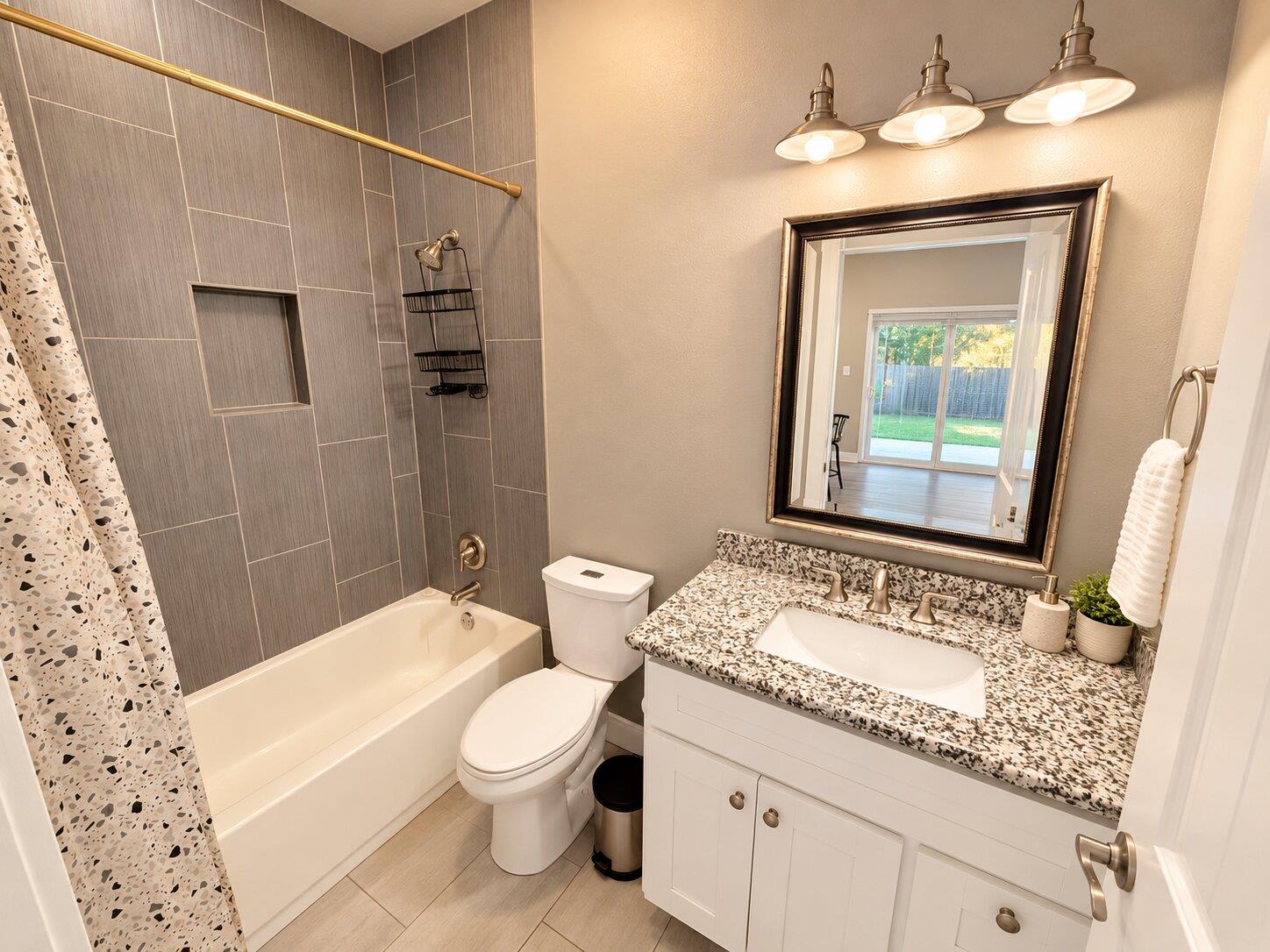 5510 Manor Rd #b Property Photo 10