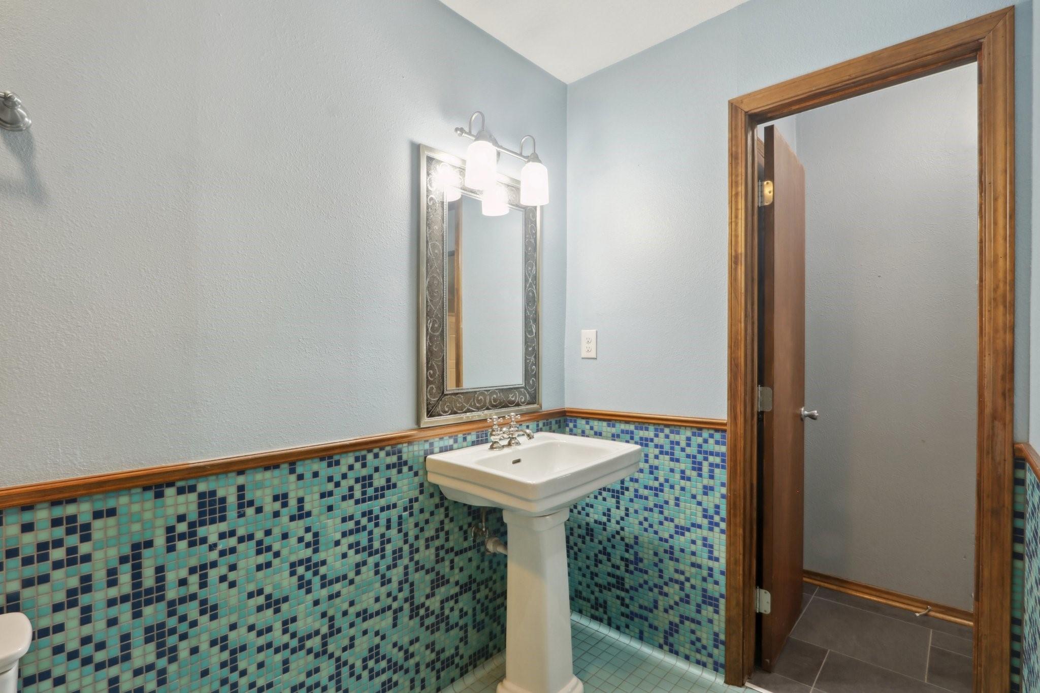 10407 Robinwood Cir Property Photo 15