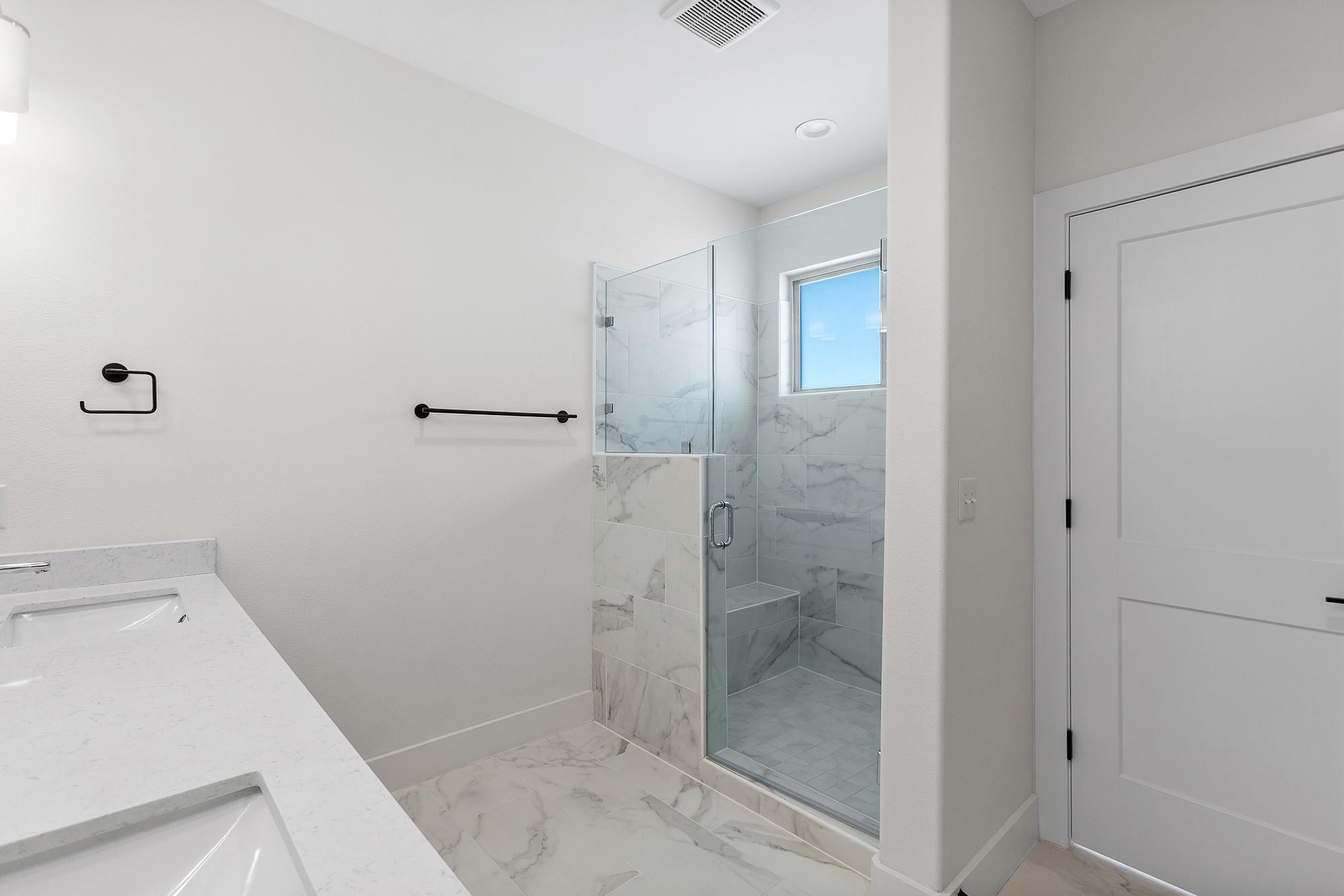 5315 La Crosse Ave #16 Property Photo 18