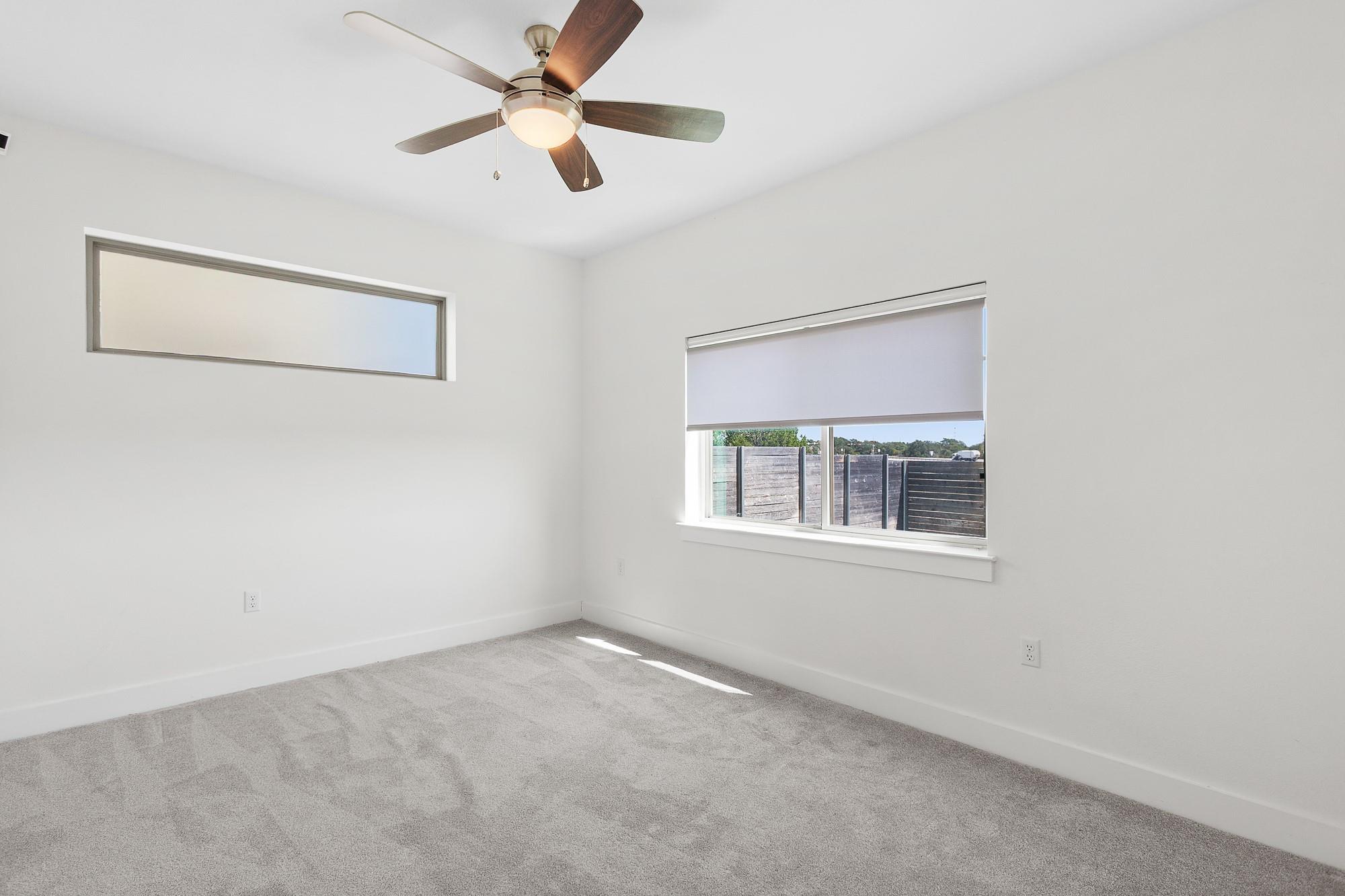 5315 La Crosse Ave #16 Property Photo 19