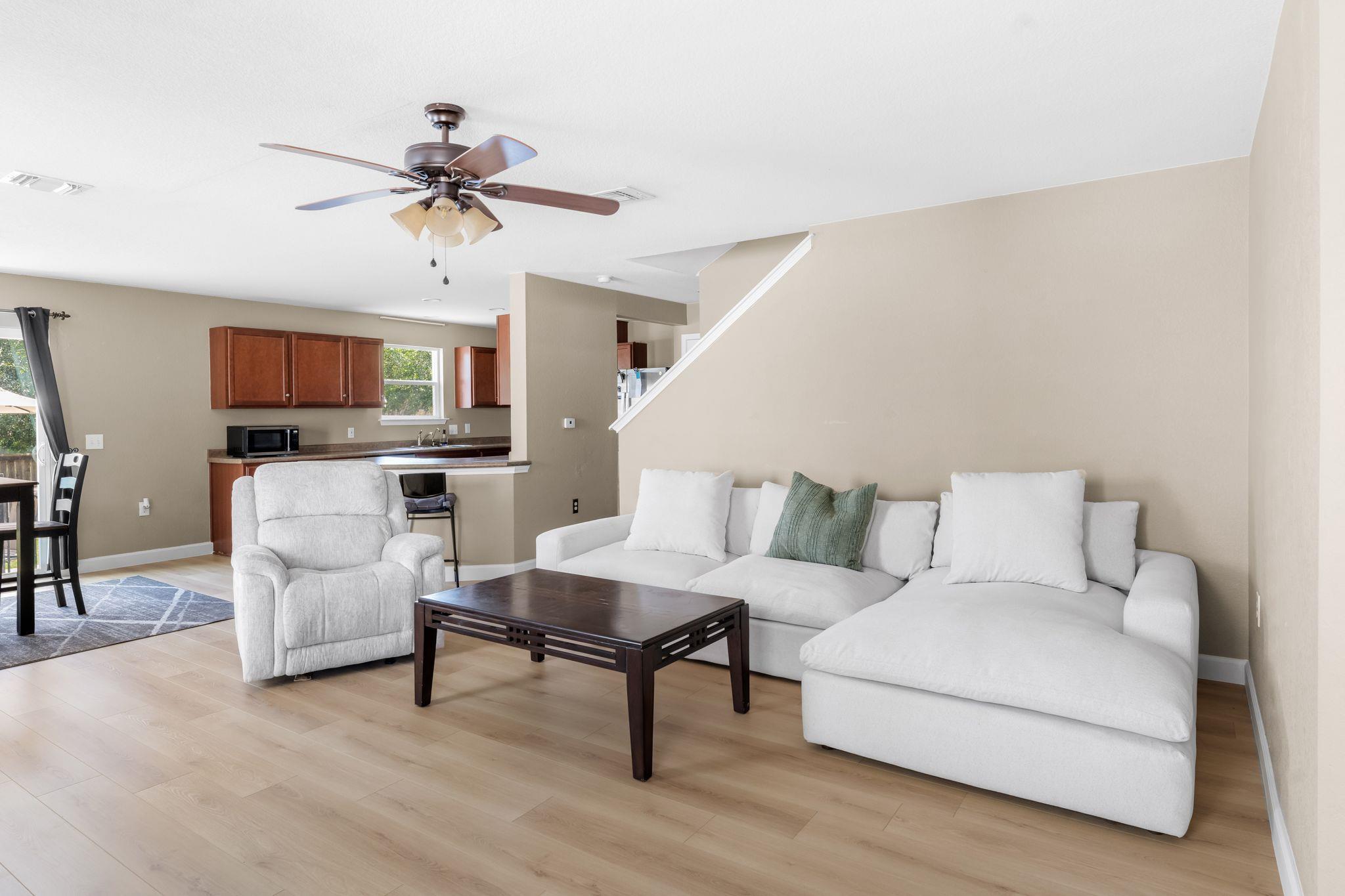 6708 Glebe Path Property Photo 7