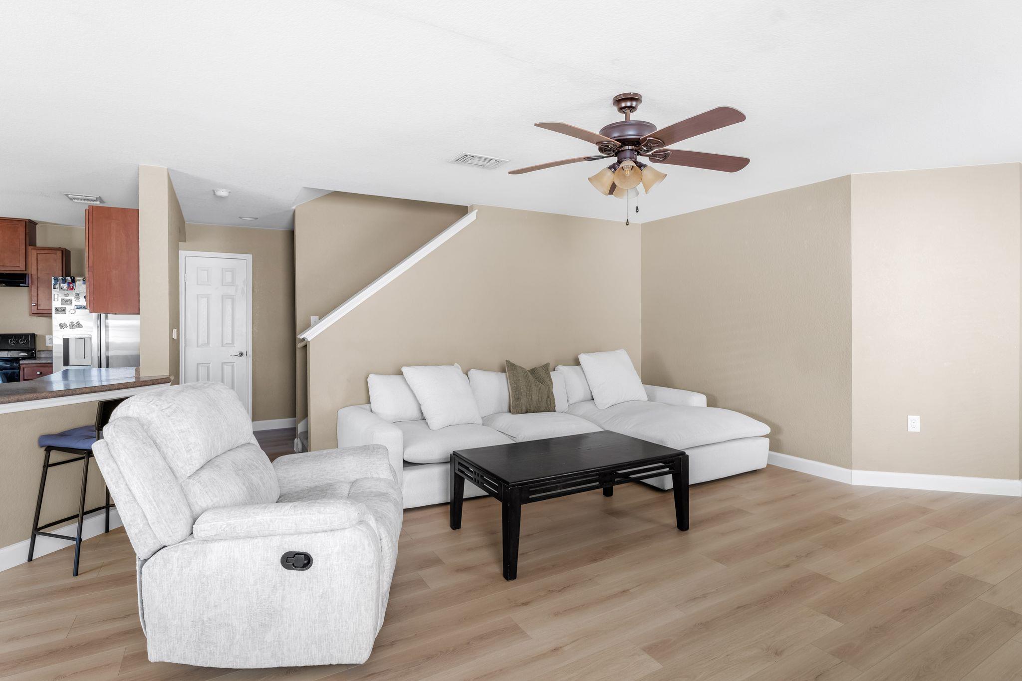 6708 Glebe Path Property Photo 8