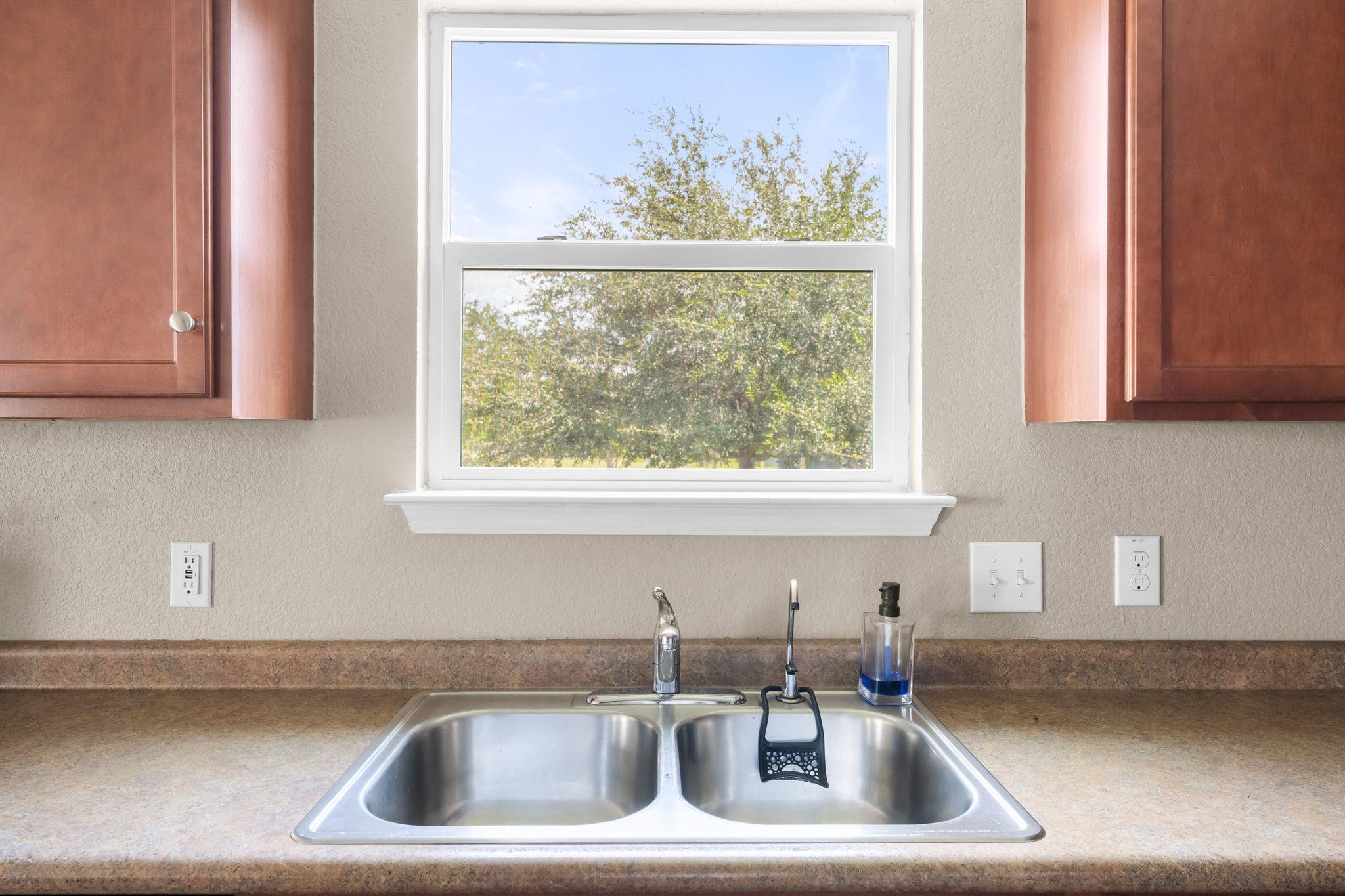 6708 Glebe Path Property Photo 17