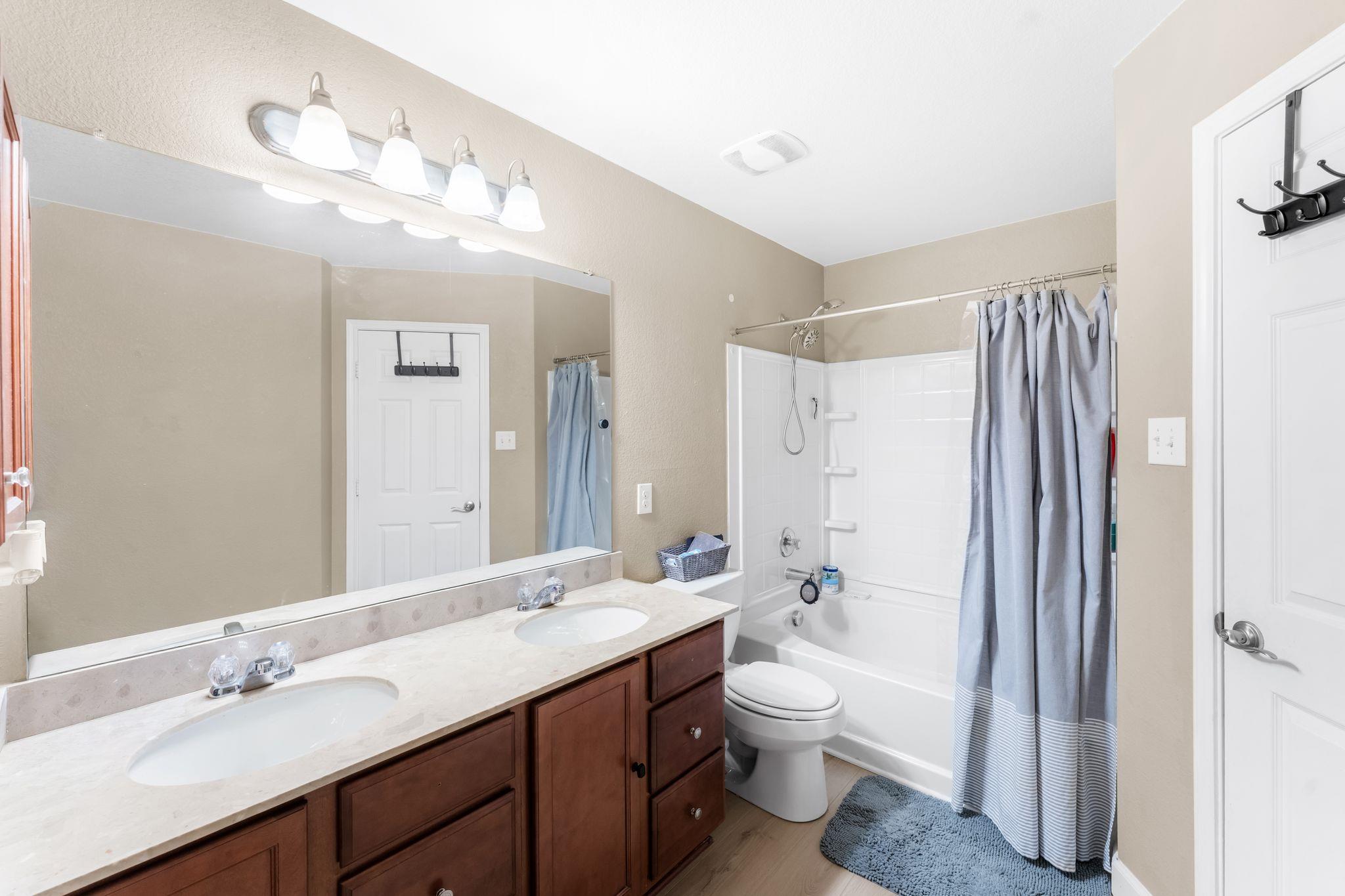 6708 Glebe Path Property Photo 25