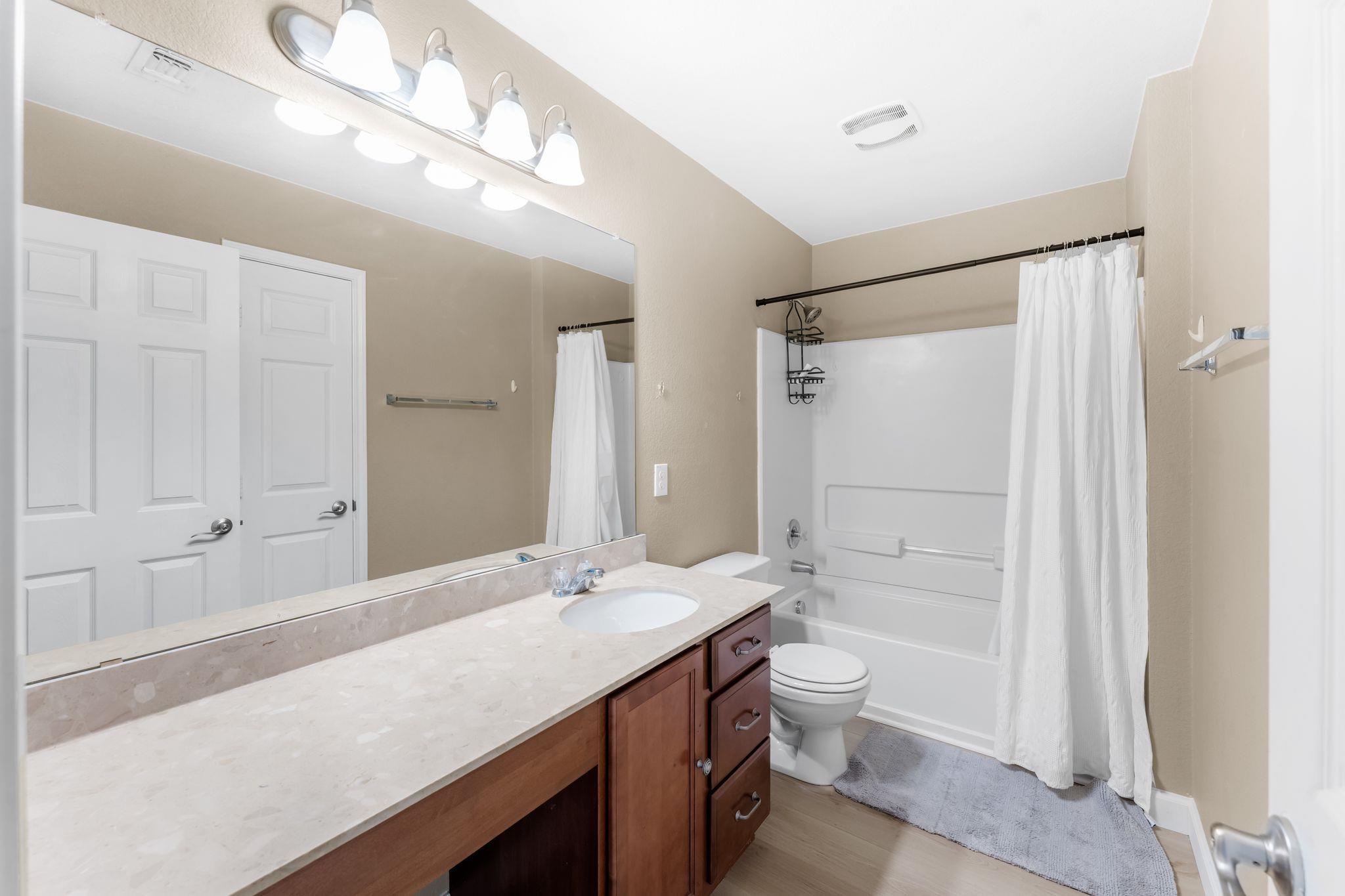 6708 Glebe Path Property Photo 29
