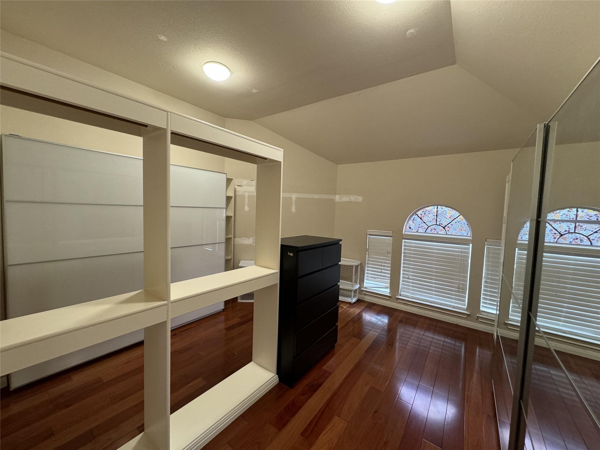 10228 Chestnut Ridge Rd Property Photo 19