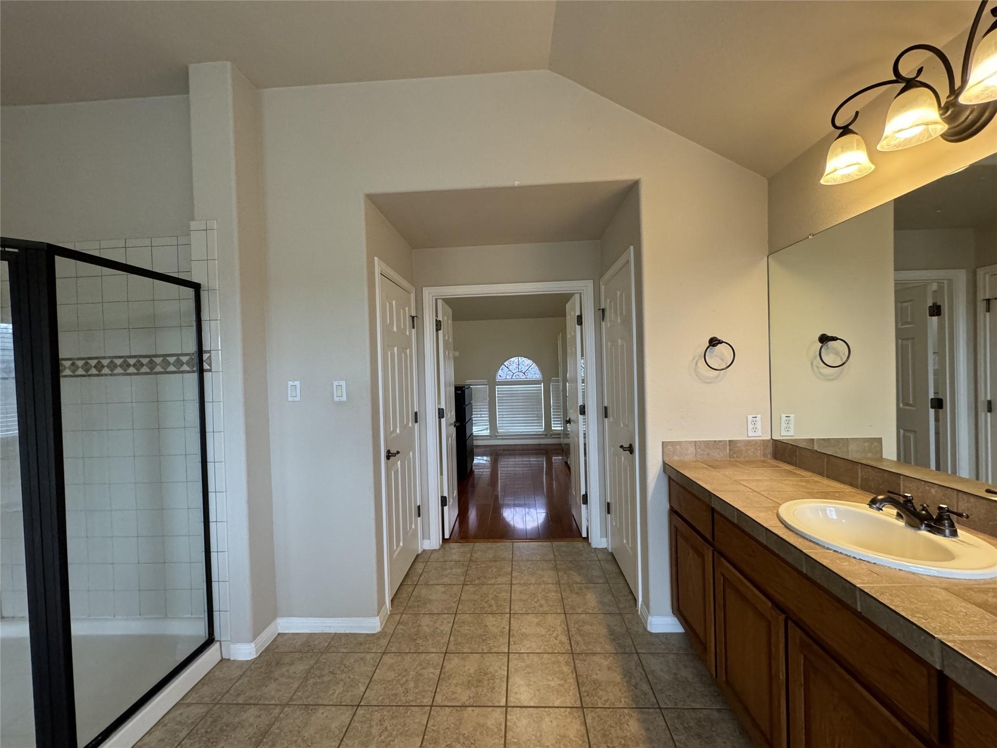 10228 Chestnut Ridge Rd Property Photo 22