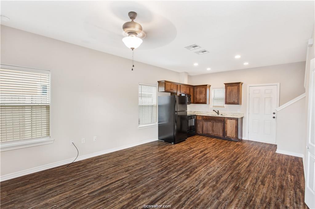 2108 Cavitt Ave Property Photo 4