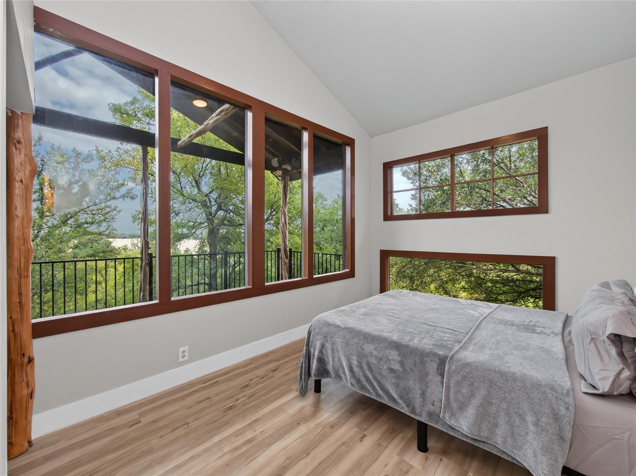 205 River Rd Property Photo 21