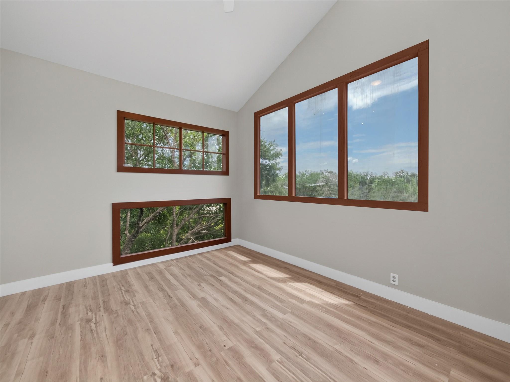 205 River Rd Property Photo 24