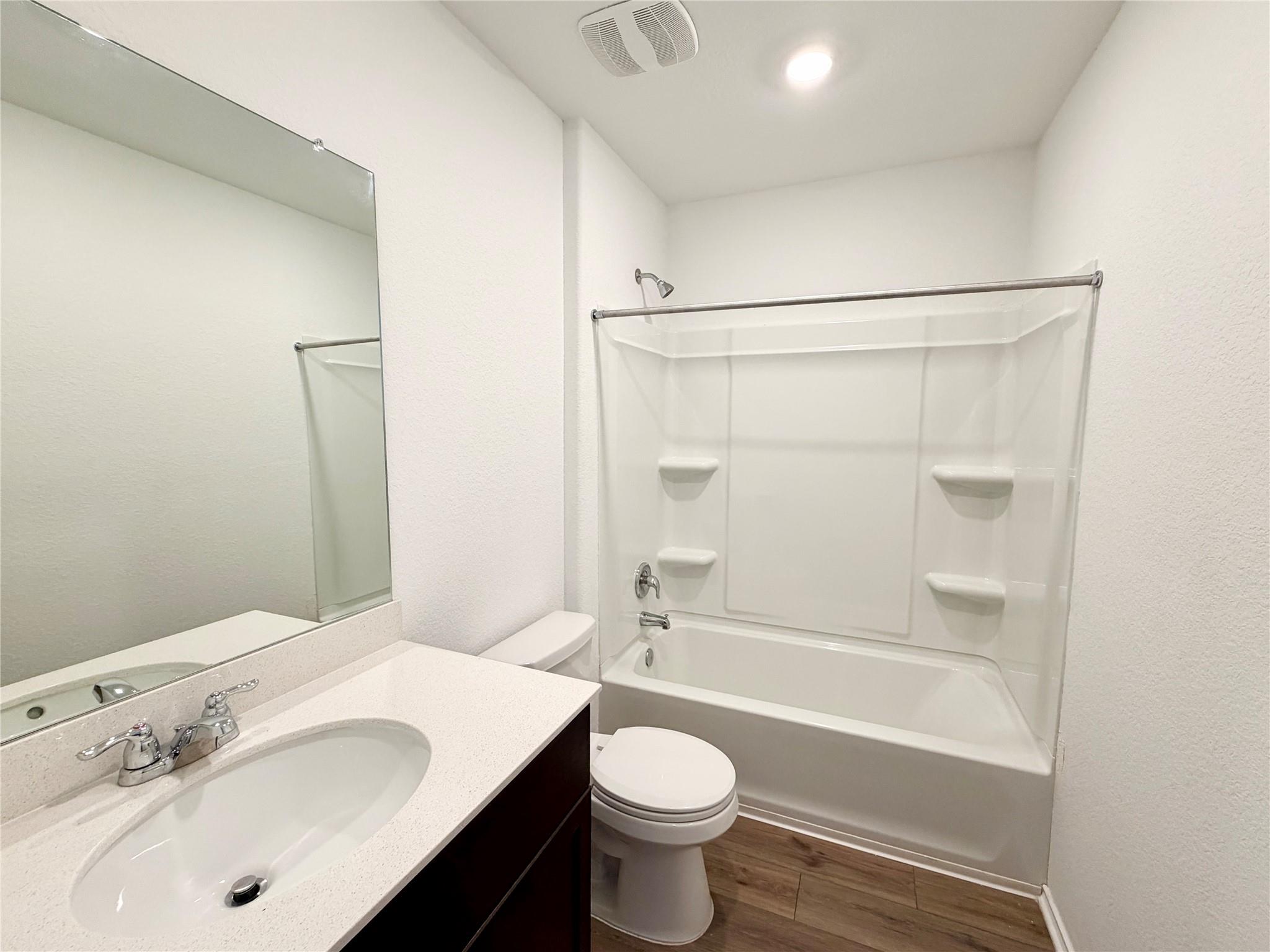 876 Rancho Del Cielo Loop Property Photo 2