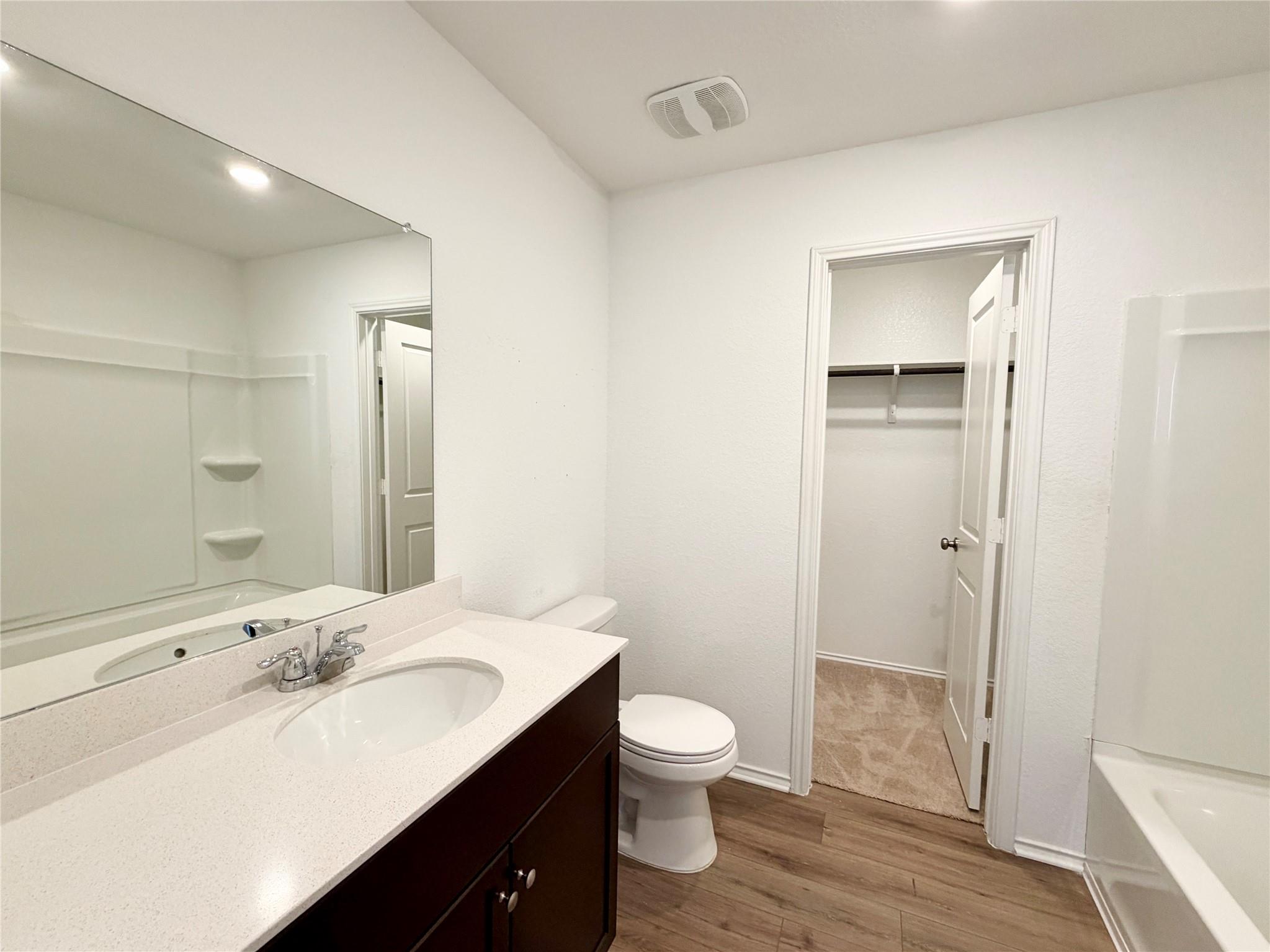 876 Rancho Del Cielo Loop Property Photo 5