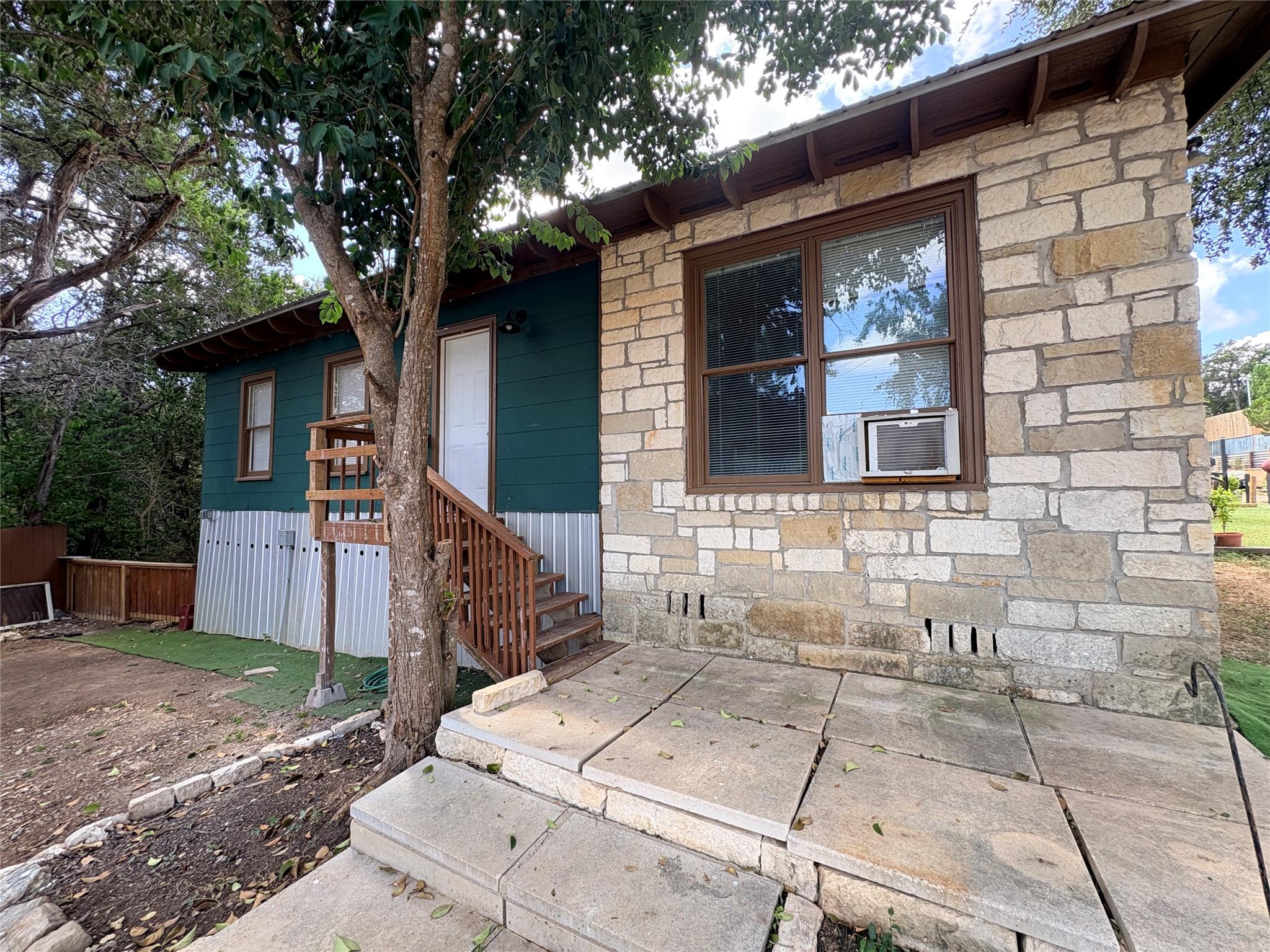1509 O'Reilly Ct #B Property Photo 1