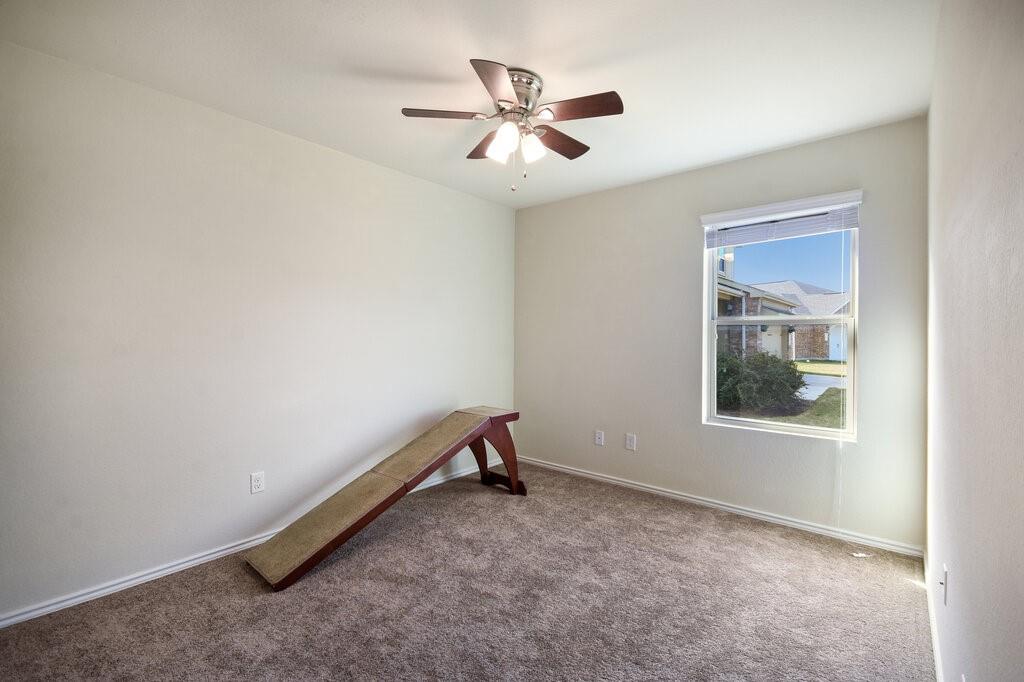 1112 Hillrose Dr Property Photo 23