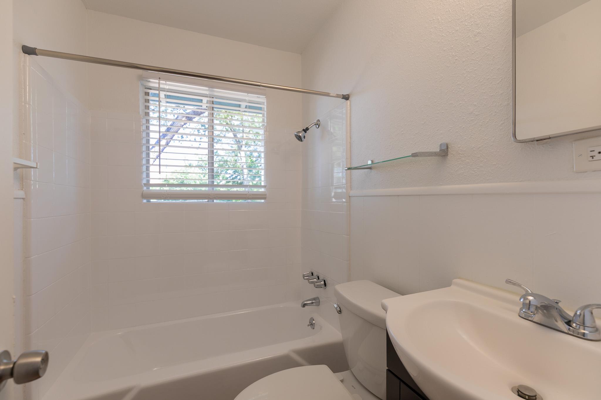 3410 West Ave #b Property Photo 6