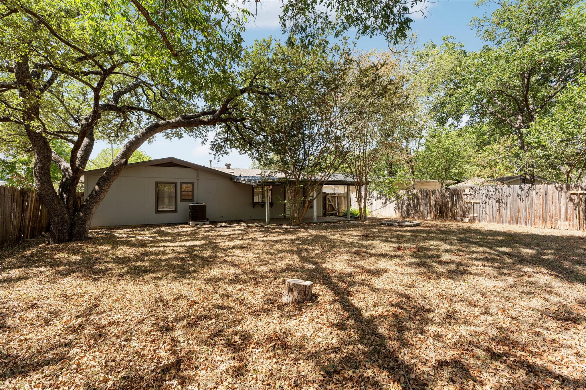 1612 Broadmoor Dr Property Photo 28