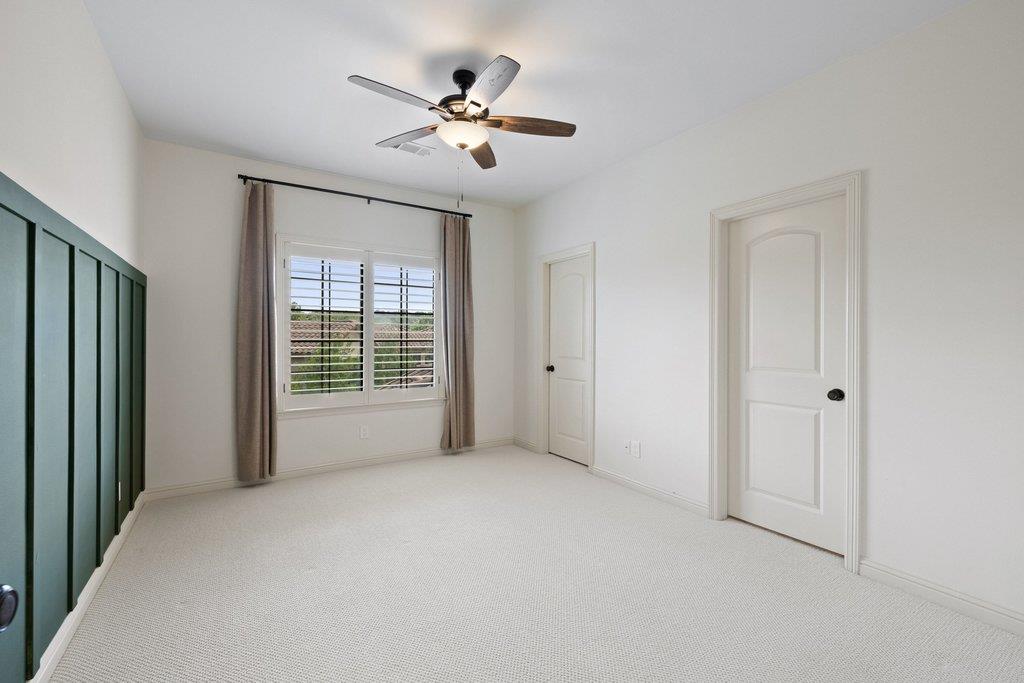 114 Golden Bear Dr Property Photo 22