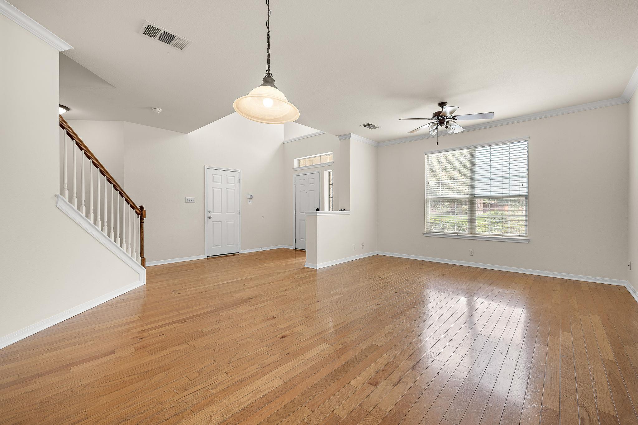 1104 Iron Horse None Property Photo 19
