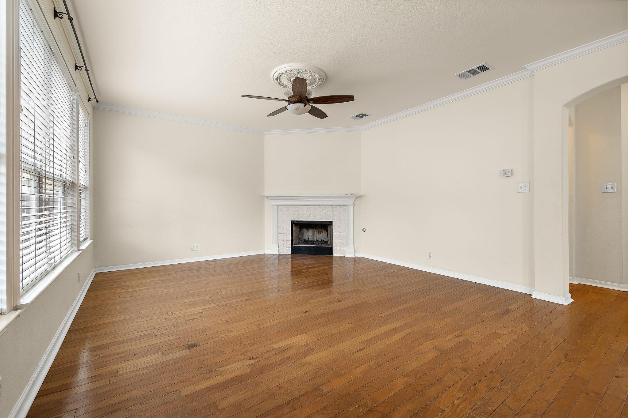 1104 Iron Horse None Property Photo 25