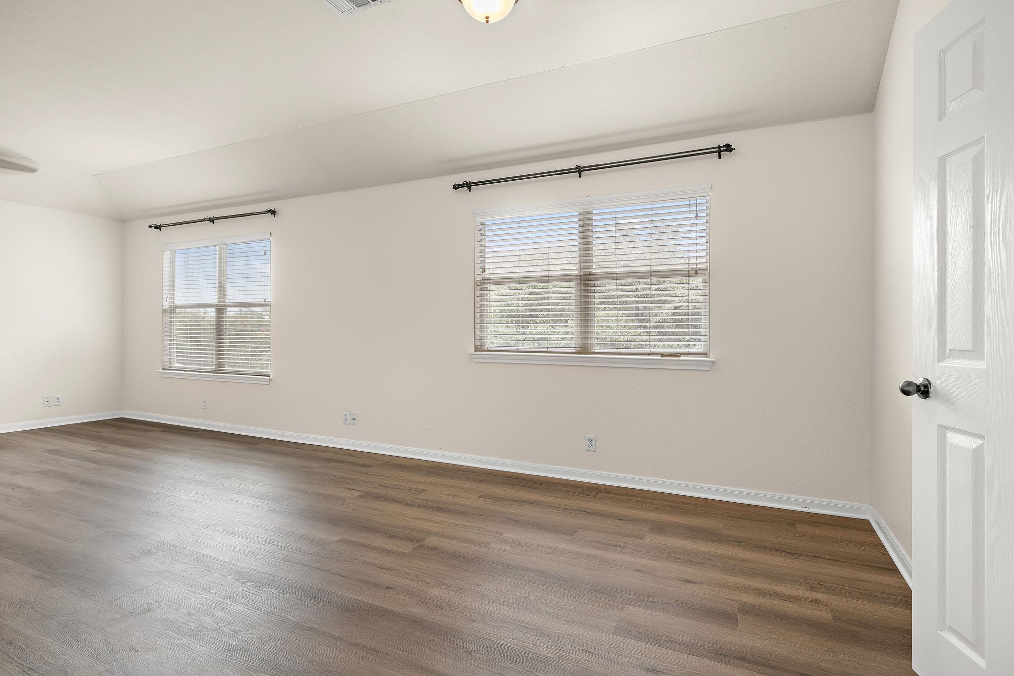 1104 Iron Horse None Property Photo 28